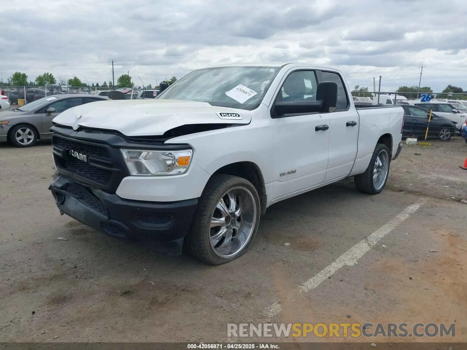 2 fotografías del automóvil dañado 1C6SRECG6LN386006 RAM 1500 2020