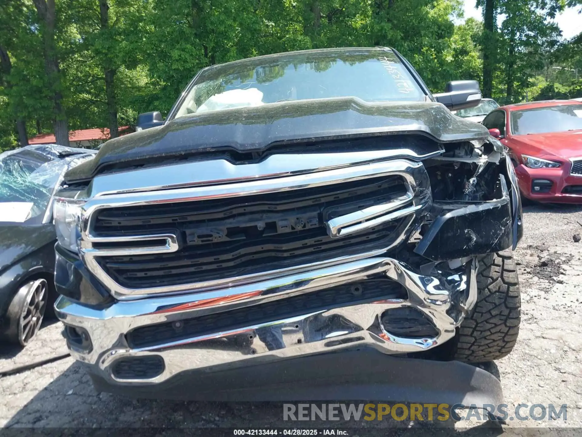 12 fotografías del automóvil dañado 1C6SRFBT0LN280347 RAM 1500 2020