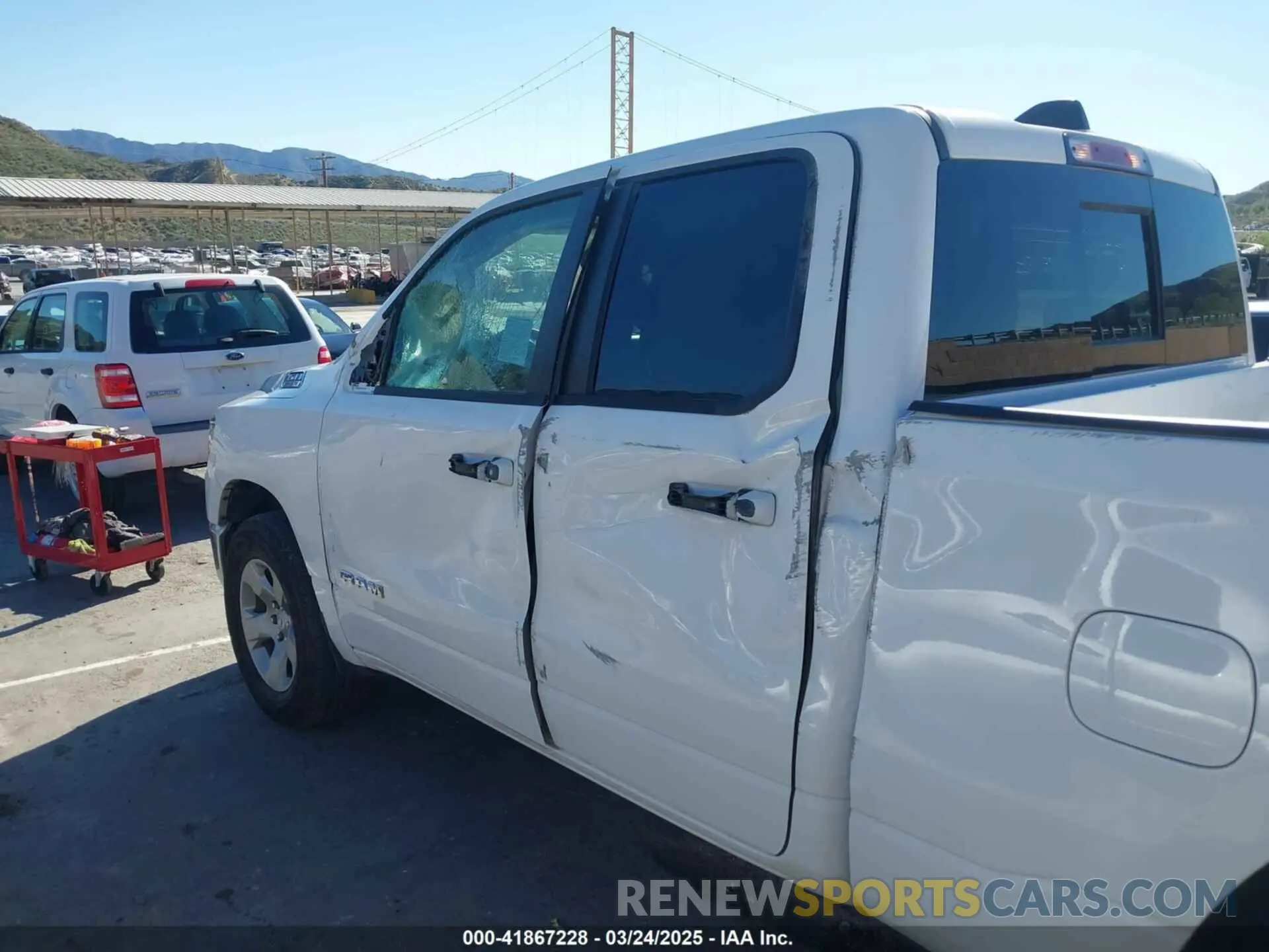 19 fotografías del automóvil dañado 1C6SRFBT2LN395323 RAM 1500 2020
