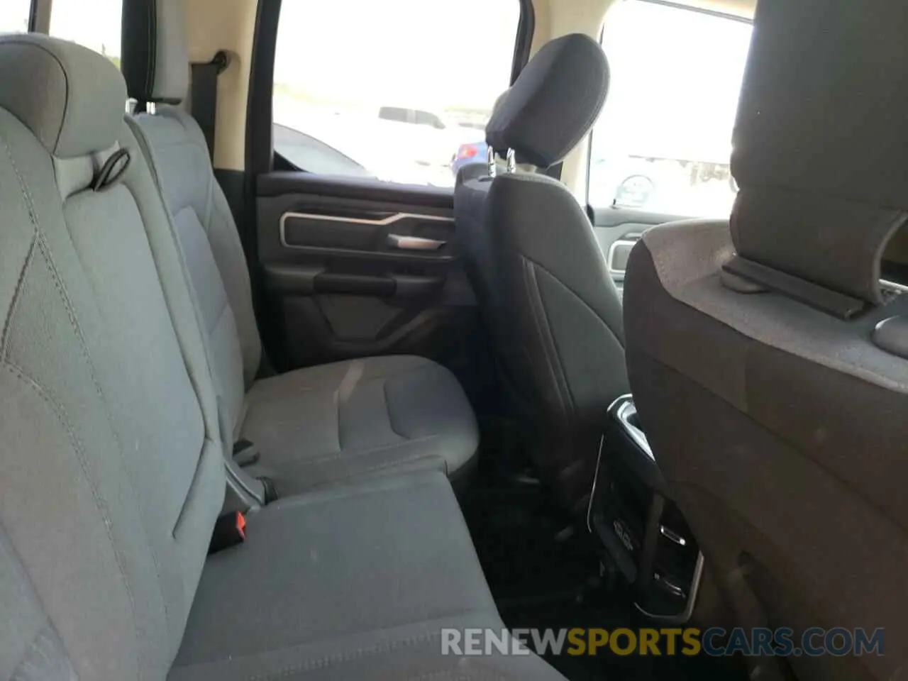 10 fotografías del automóvil dañado 1C6SRFBT3LN166200 RAM 1500 2020