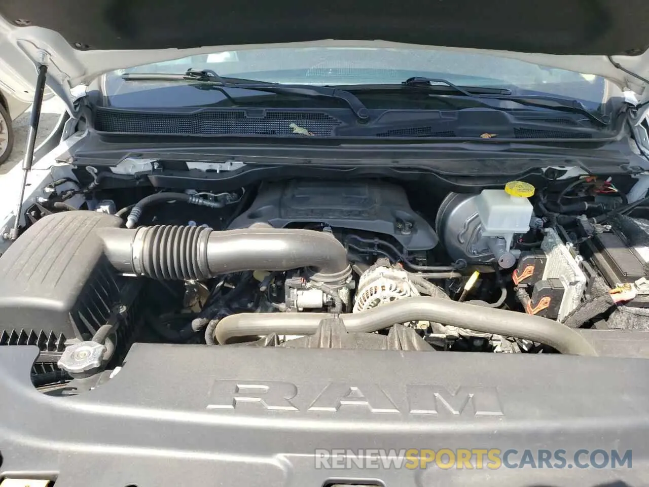 11 fotografías del automóvil dañado 1C6SRFBT3LN166200 RAM 1500 2020