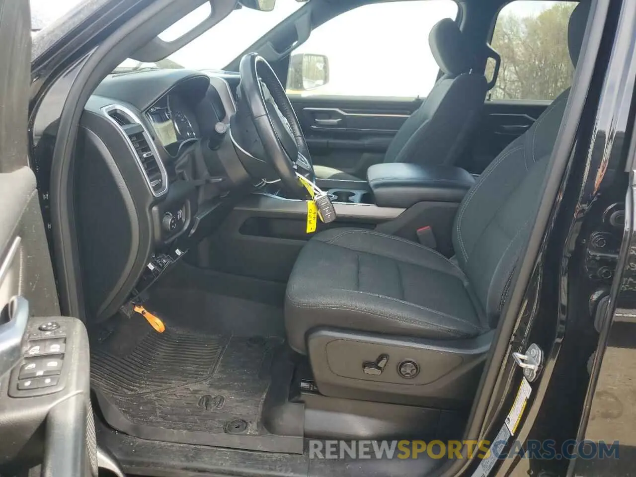 7 fotografías del automóvil dañado 1C6SRFBT3LN366641 RAM 1500 2020