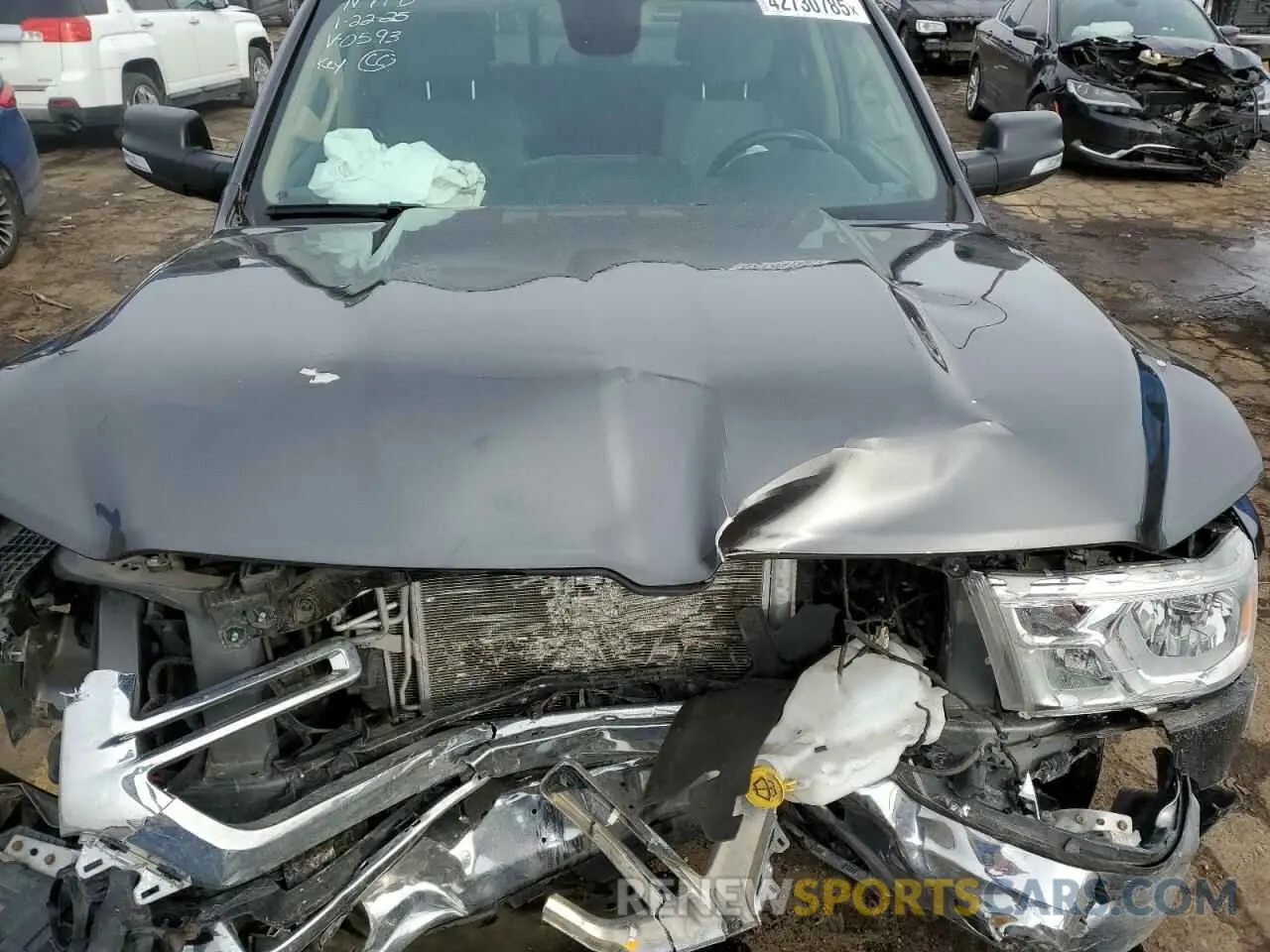 11 fotografías del automóvil dañado 1C6SRFBT3LN400593 RAM 1500 2020