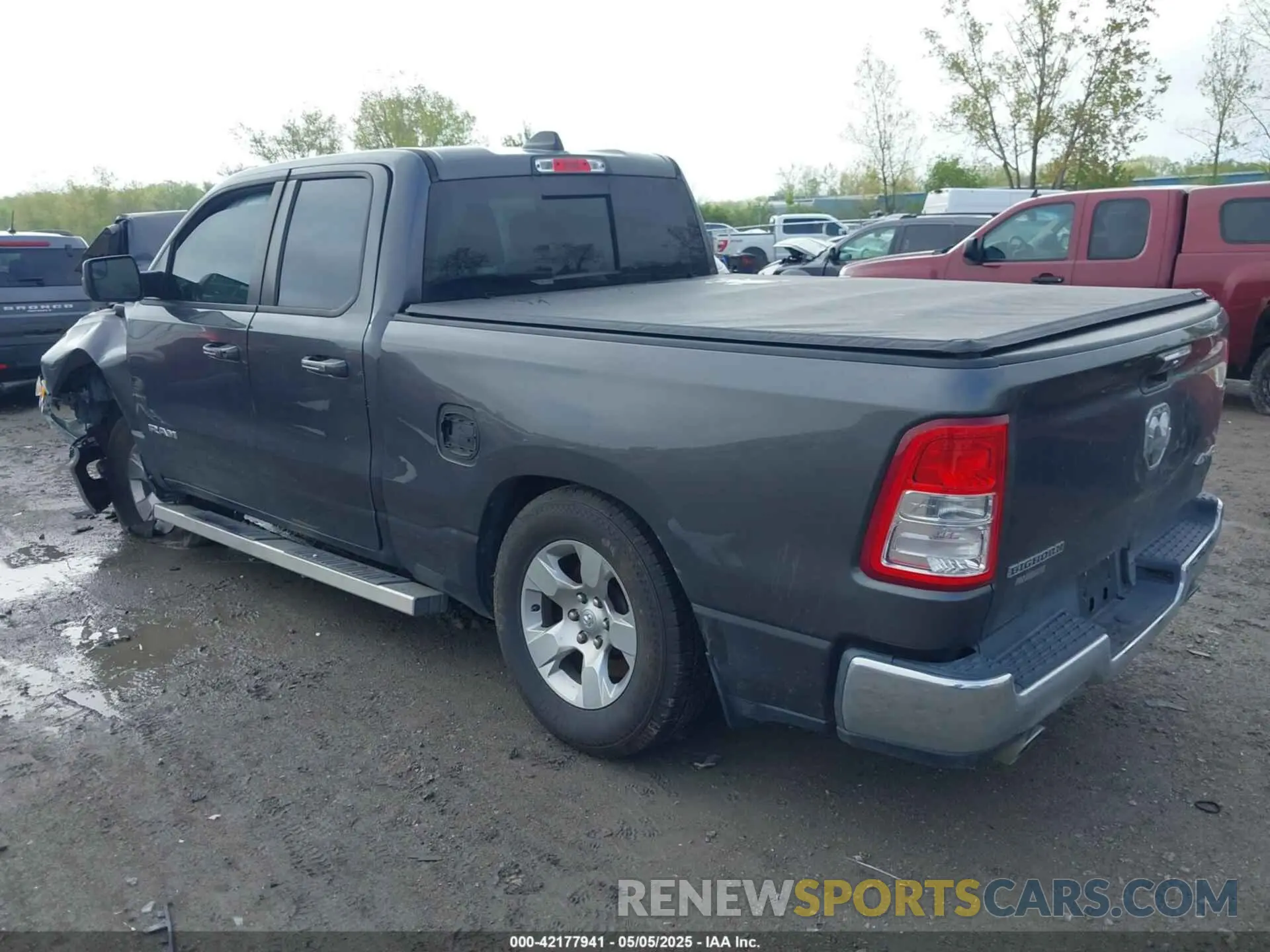 3 fotografías del automóvil dañado 1C6SRFBT3LN414588 RAM 1500 2020