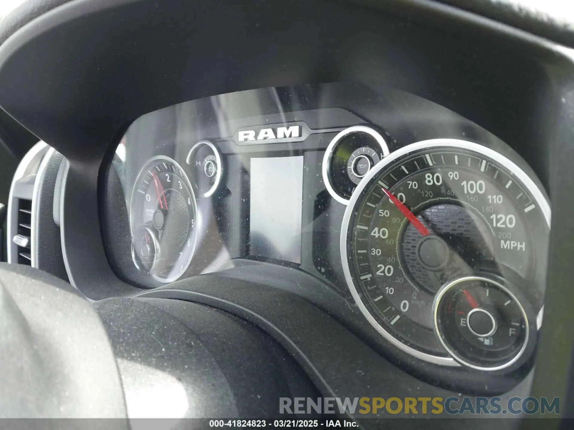 15 fotografías del automóvil dañado 1C6SRFBT4LN224251 RAM 1500 2020