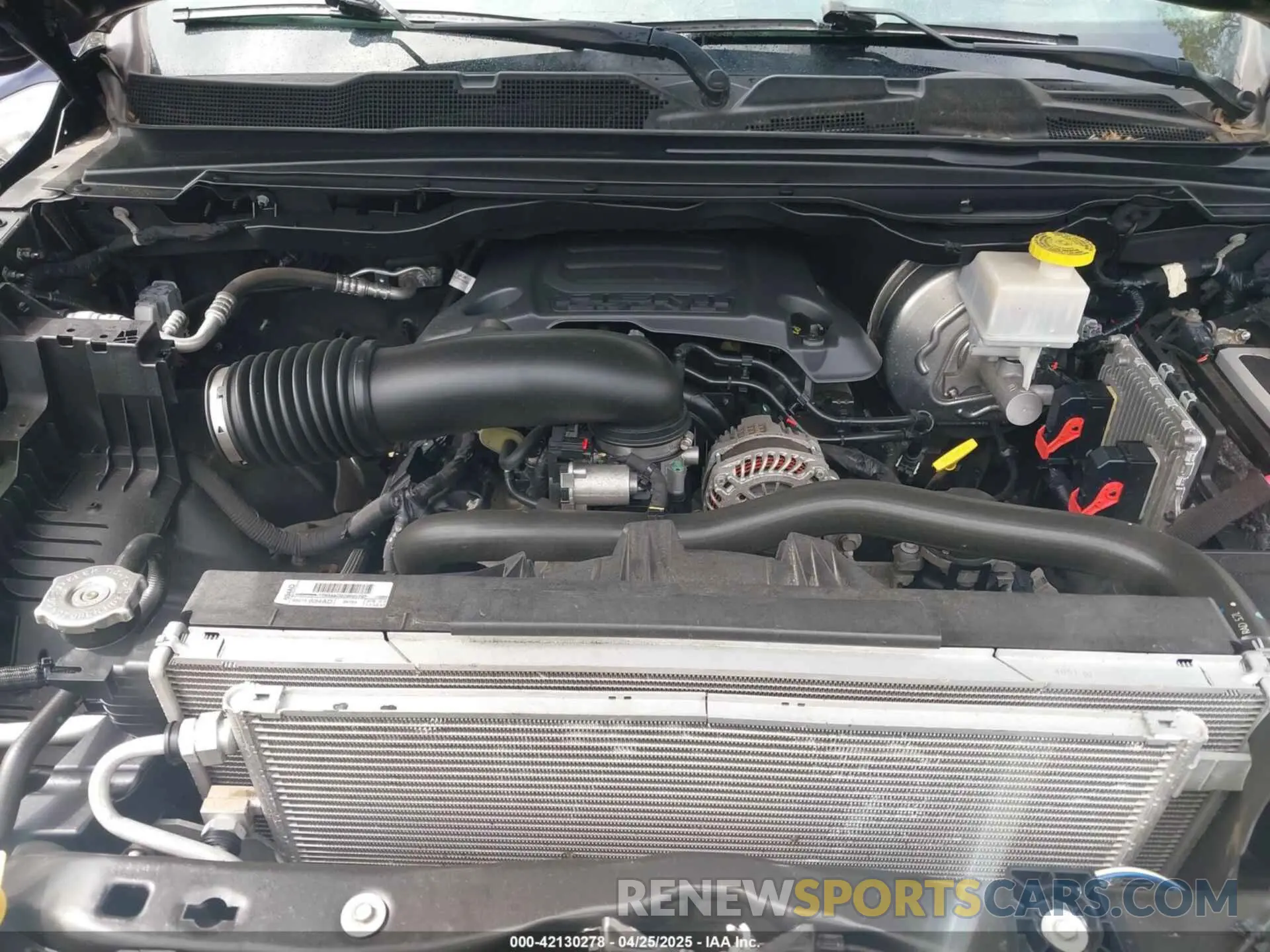 10 fotografías del automóvil dañado 1C6SRFBT4LN343126 RAM 1500 2020