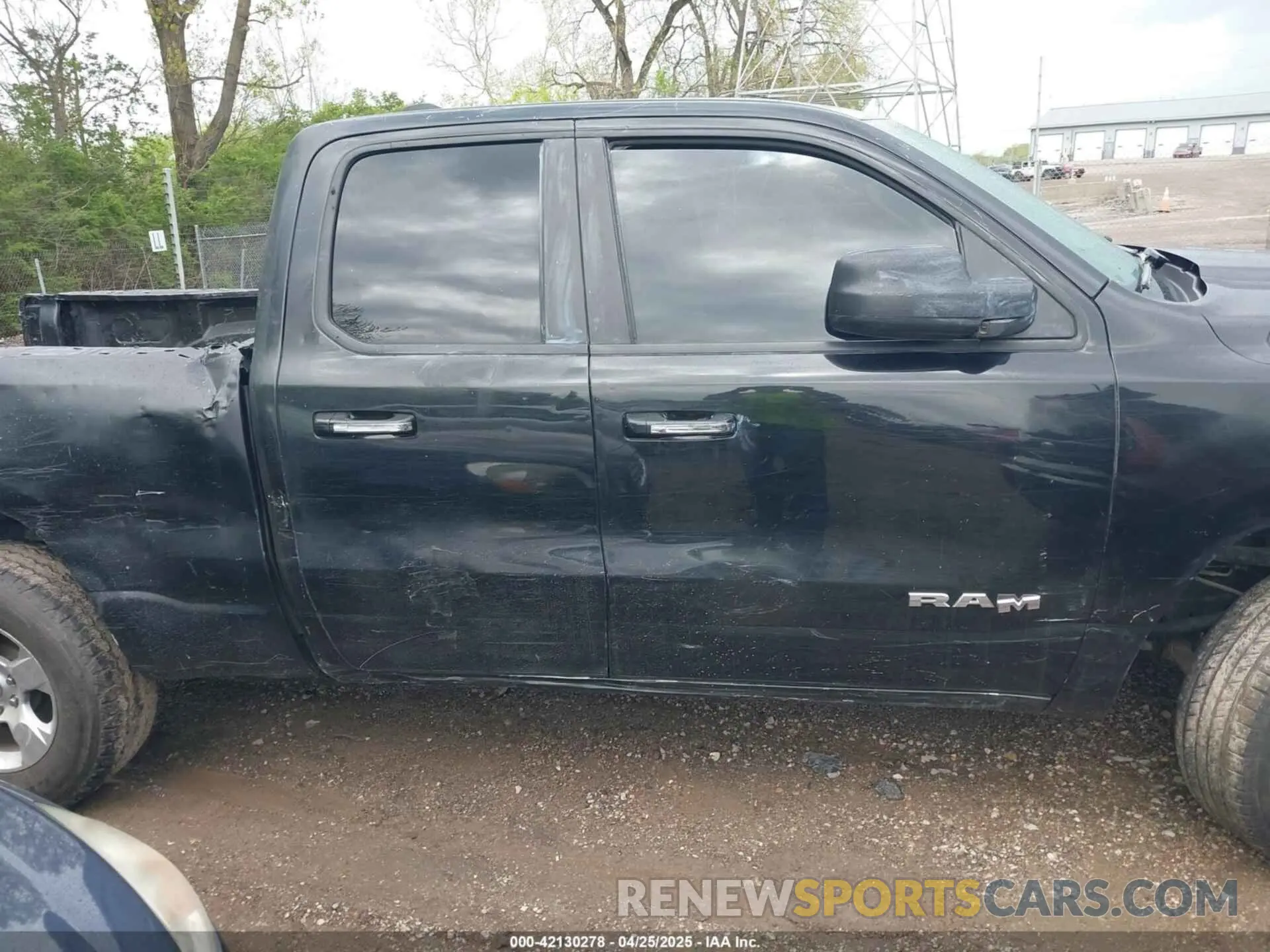 13 fotografías del automóvil dañado 1C6SRFBT4LN343126 RAM 1500 2020
