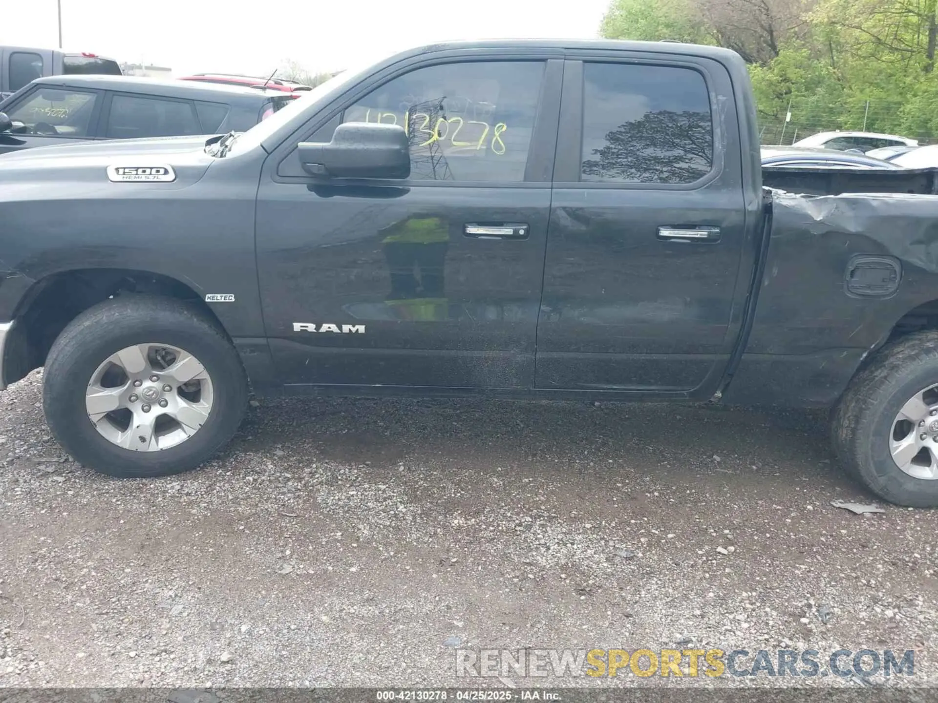 14 fotografías del automóvil dañado 1C6SRFBT4LN343126 RAM 1500 2020