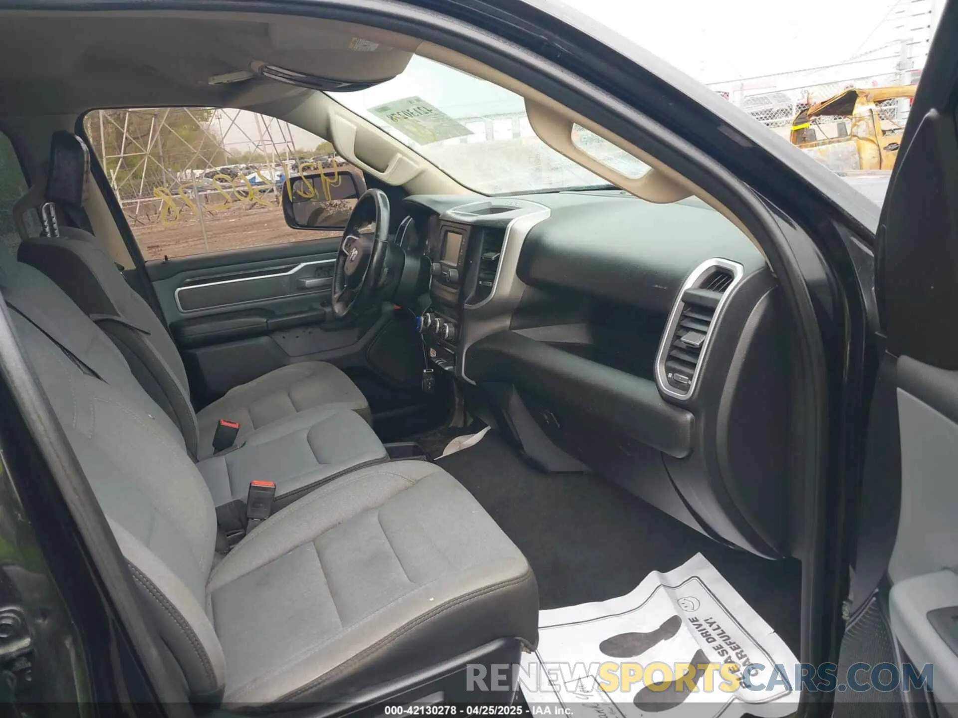 5 fotografías del automóvil dañado 1C6SRFBT4LN343126 RAM 1500 2020
