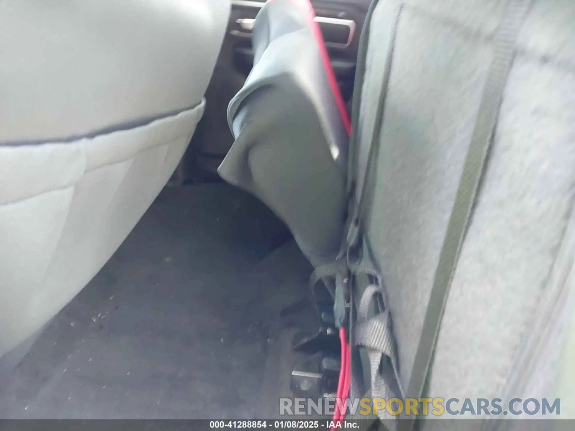 5 fotografías del automóvil dañado 1C6SRFBT5LN175643 RAM 1500 2020