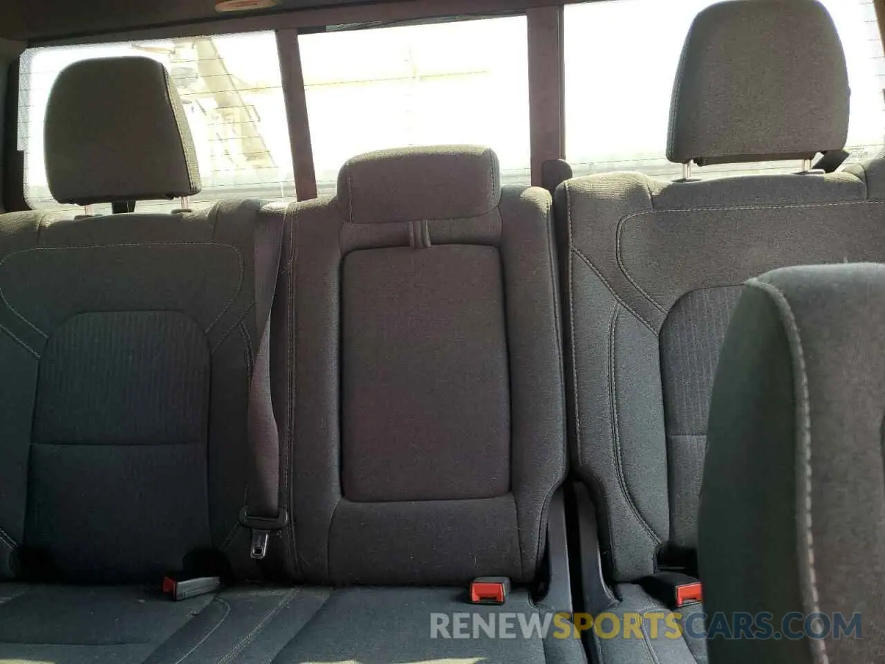 10 fotografías del automóvil dañado 1C6SRFBT6LN201358 RAM 1500 2020