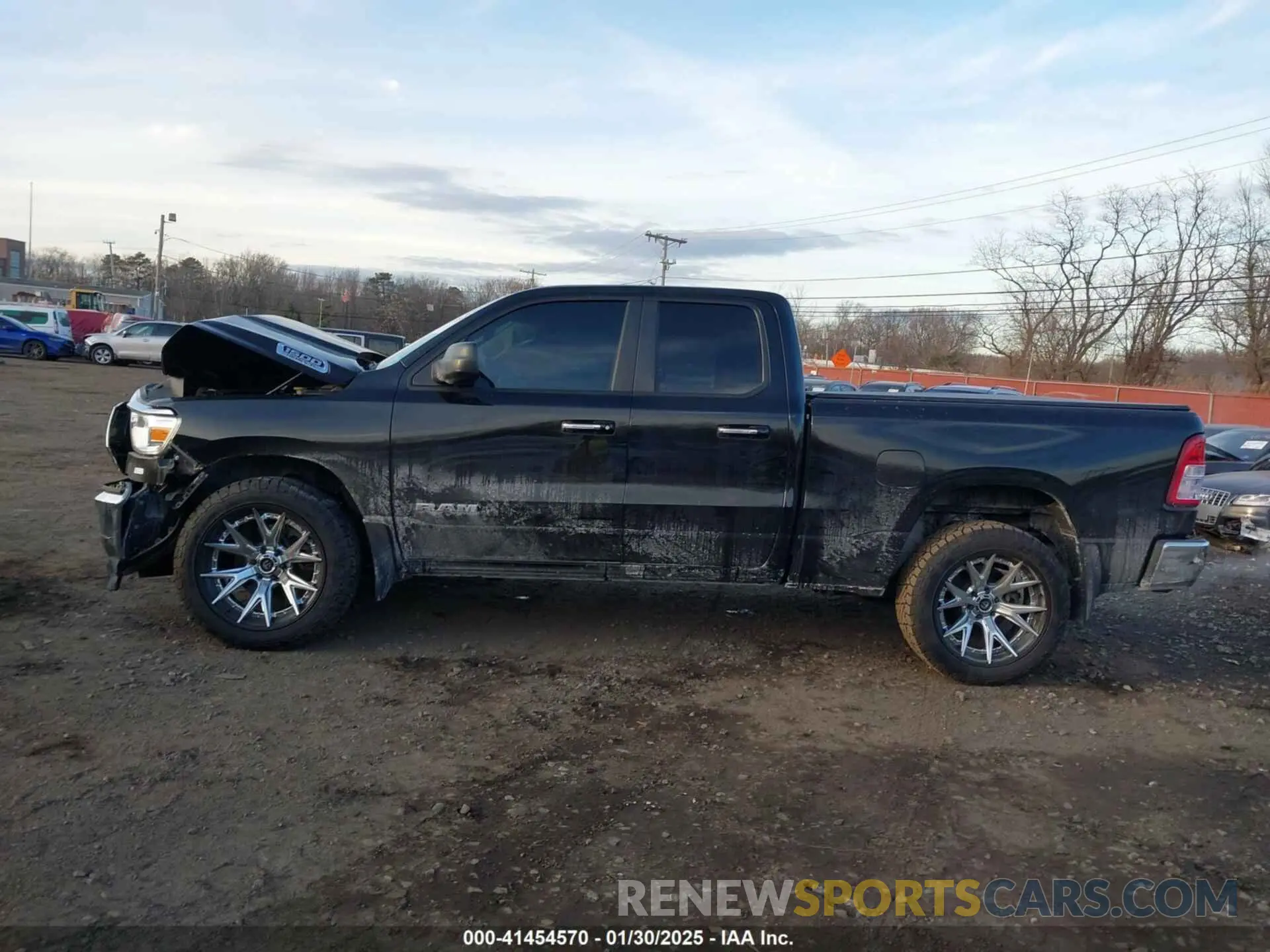 14 fotografías del automóvil dañado 1C6SRFBT8LN341914 RAM 1500 2020