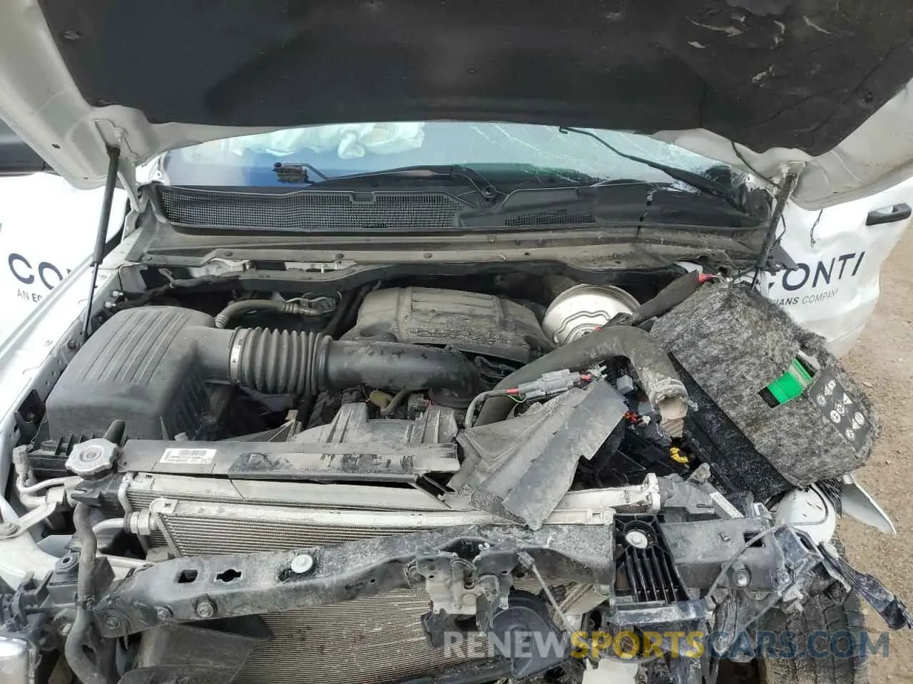 13 fotografías del automóvil dañado 1C6SRFCT2LN239927 RAM 1500 2020