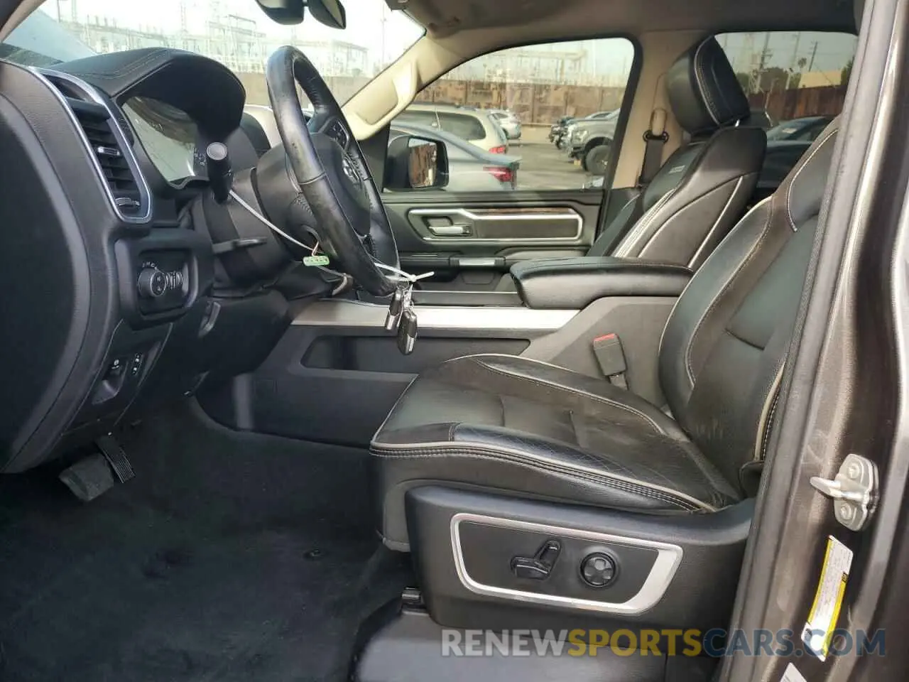7 fotografías del automóvil dañado 1C6SRFDT1LN263036 RAM 1500 2020