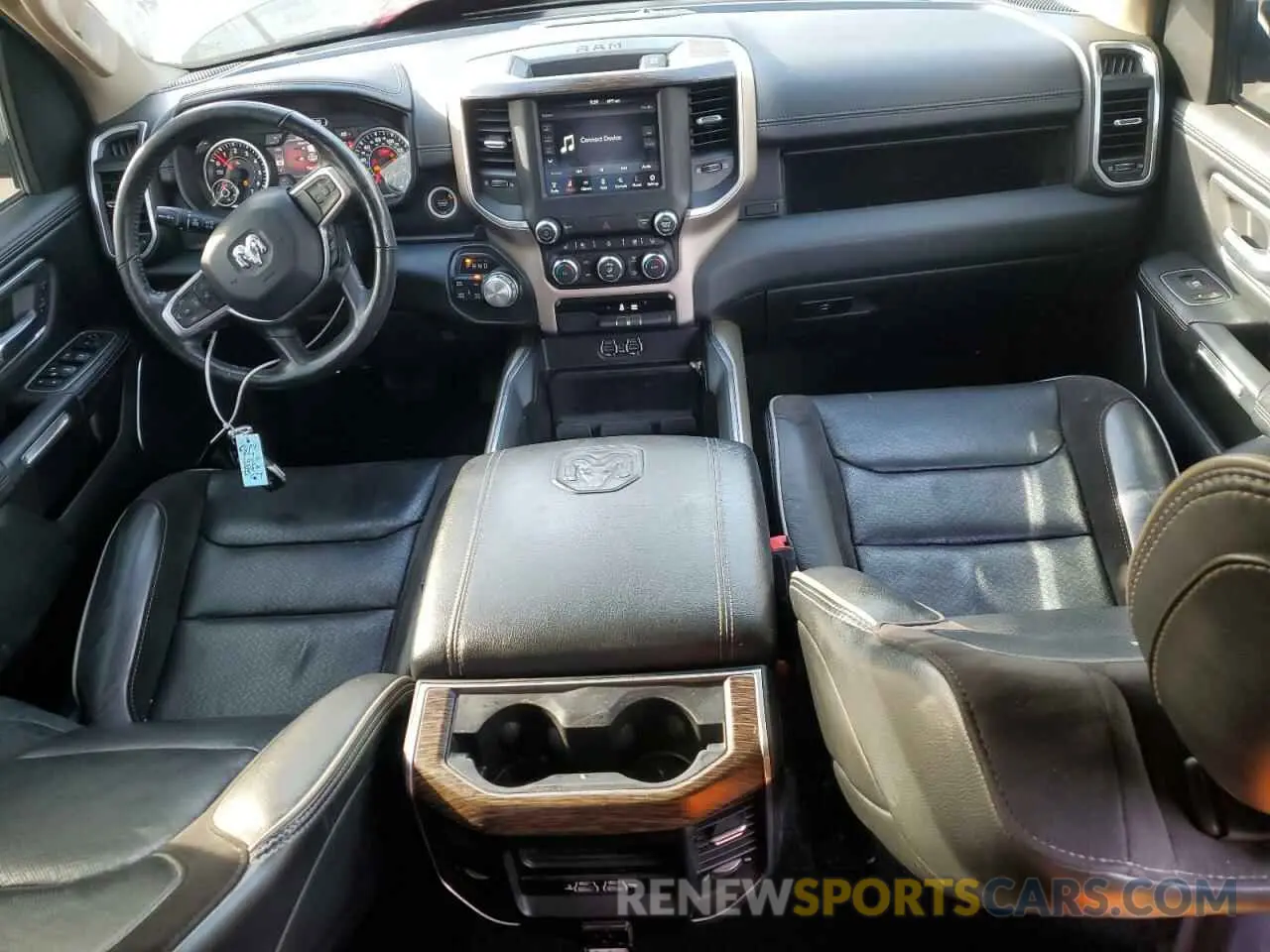8 fotografías del automóvil dañado 1C6SRFDT1LN263036 RAM 1500 2020
