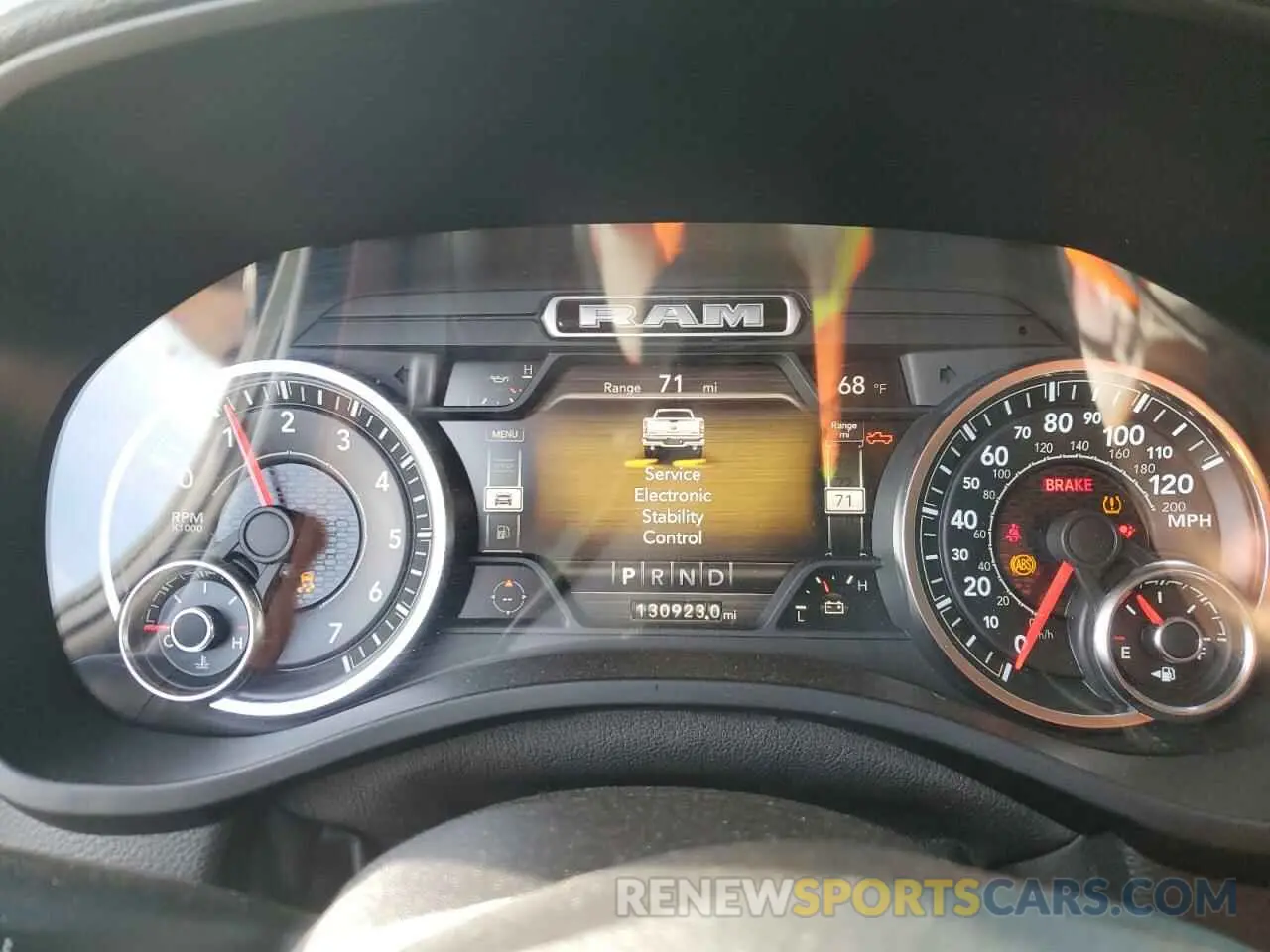9 fotografías del automóvil dañado 1C6SRFDT1LN263036 RAM 1500 2020