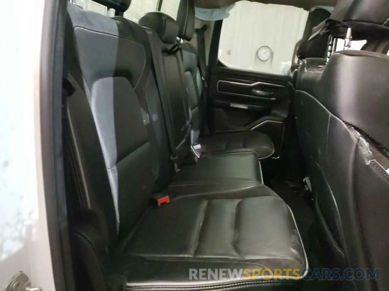 10 fotografías del automóvil dañado 1C6SRFDT6LN303837 RAM 1500 2020