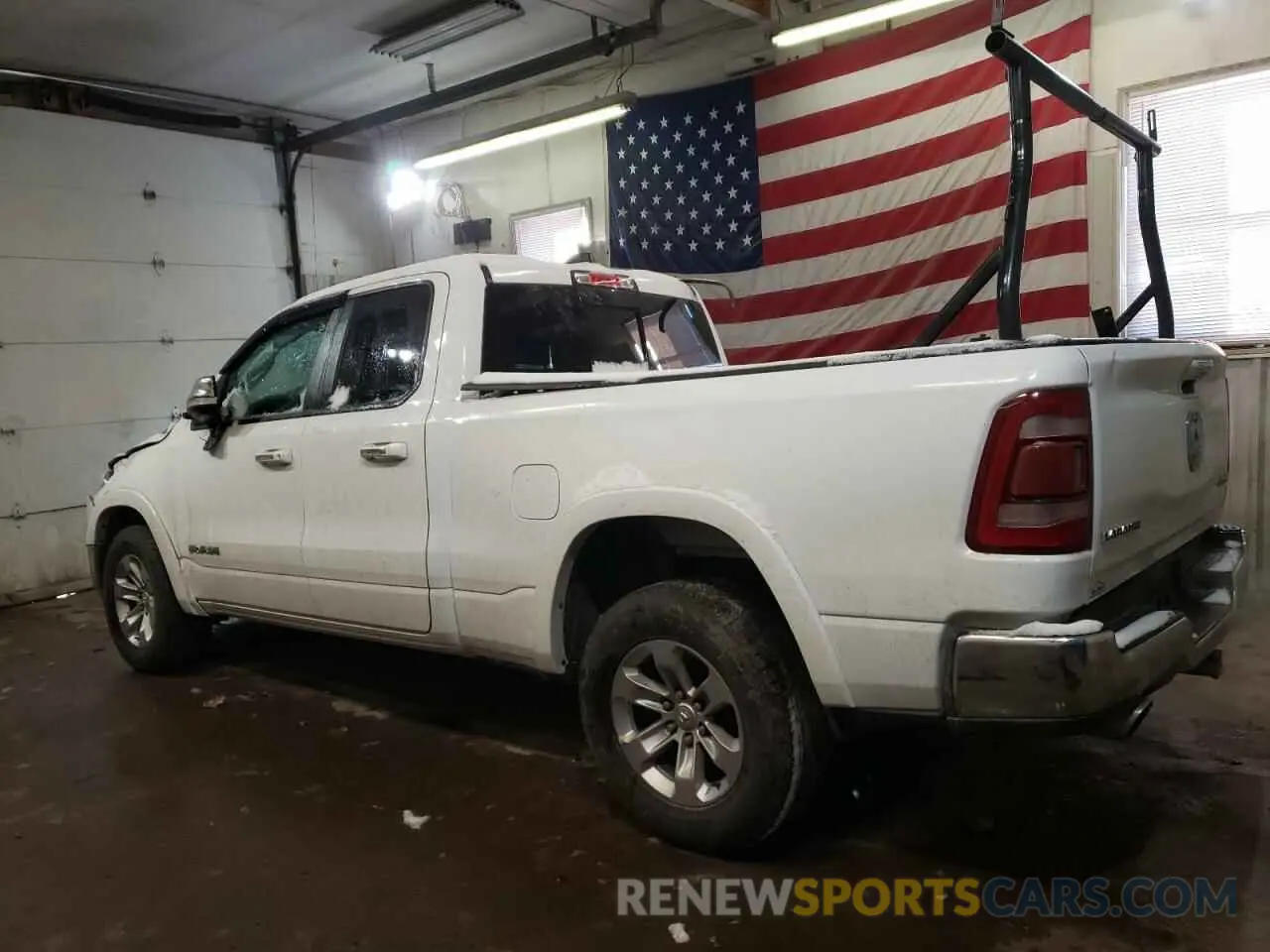 2 fotografías del automóvil dañado 1C6SRFDT6LN303837 RAM 1500 2020
