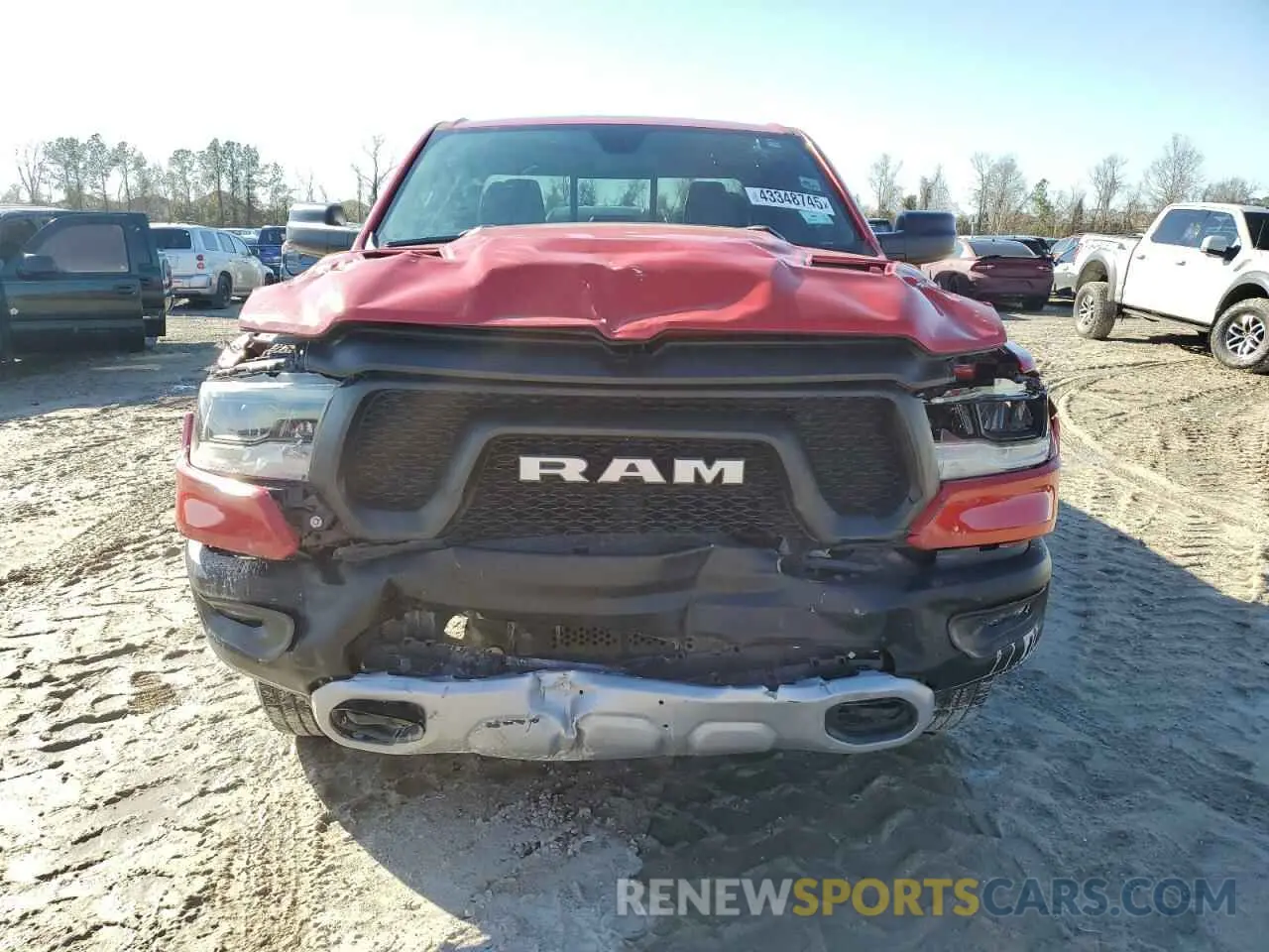 5 fotografías del automóvil dañado 1C6SRFET7LN307328 RAM 1500 2020