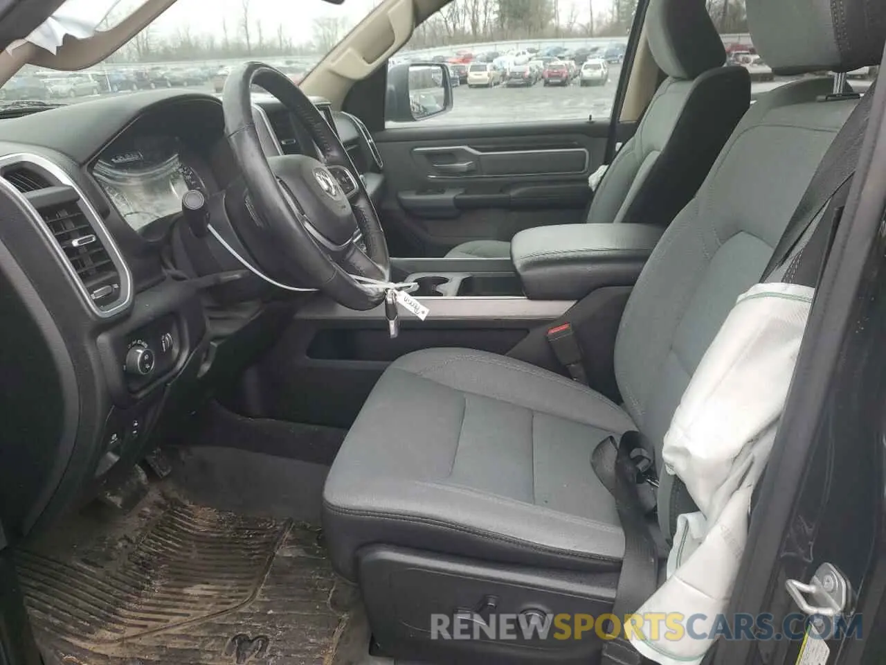 7 fotografías del automóvil dañado 1C6SRFFM6LN224688 RAM 1500 2020