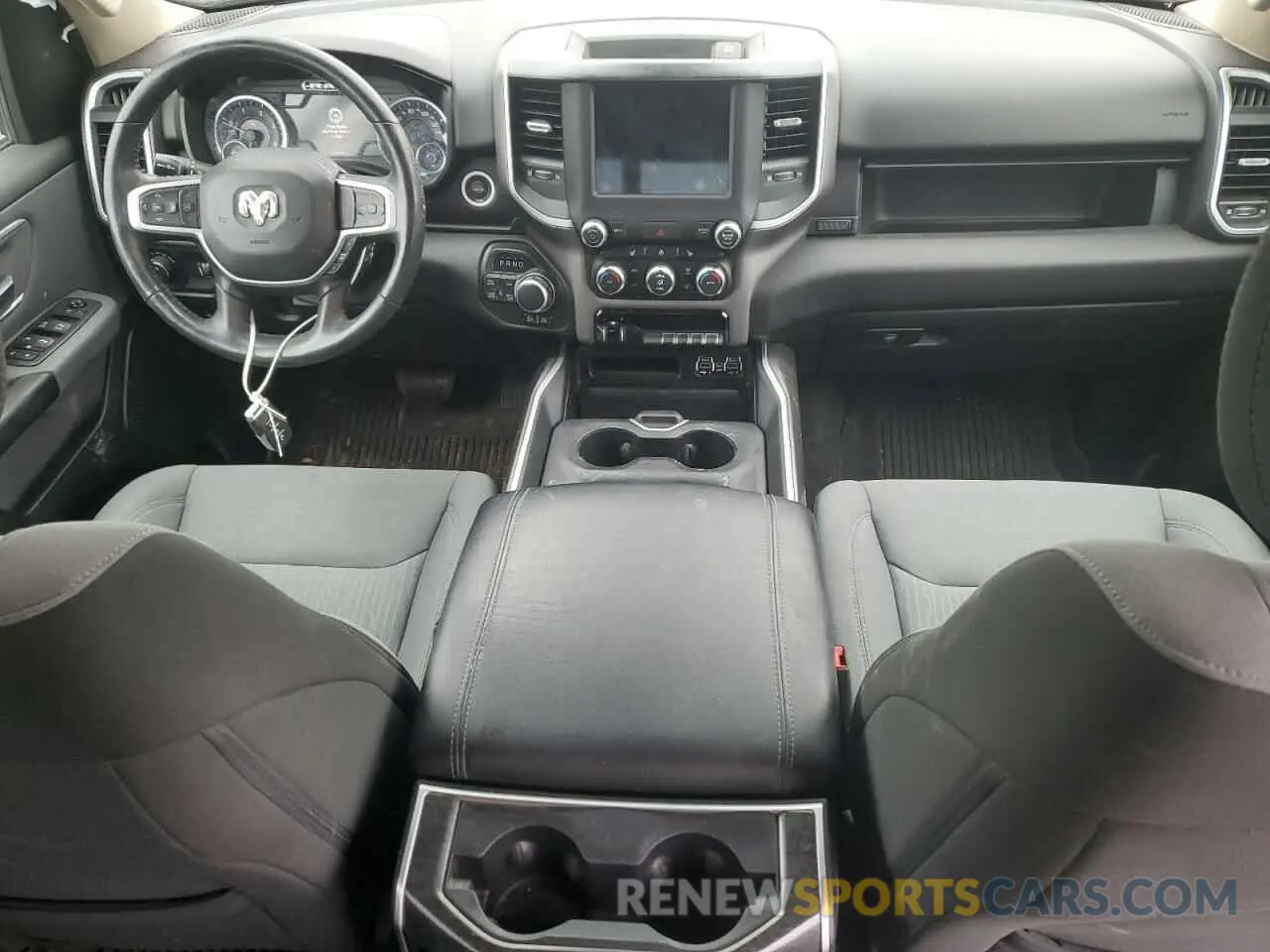 8 fotografías del automóvil dañado 1C6SRFFM6LN224688 RAM 1500 2020