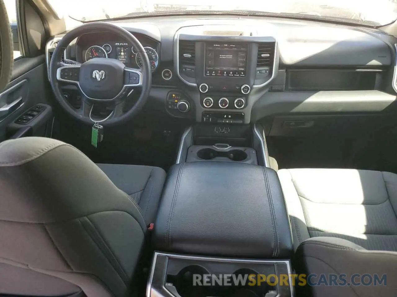 8 fotografías del automóvil dañado 1C6SRFFMXLN364551 RAM 1500 2020
