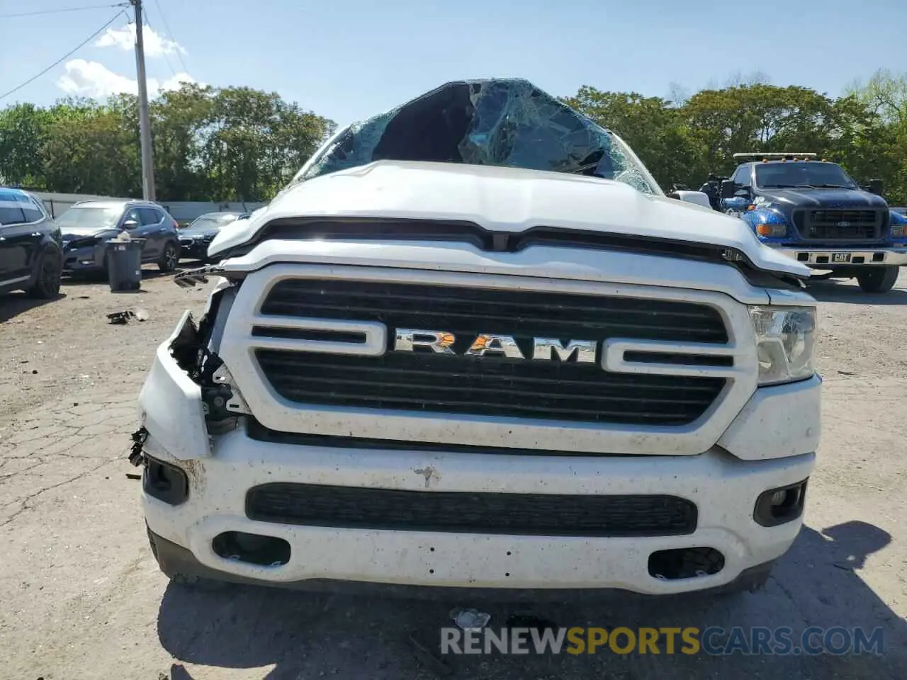 5 fotografías del automóvil dañado 1C6SRFFT0LN110077 RAM 1500 2020