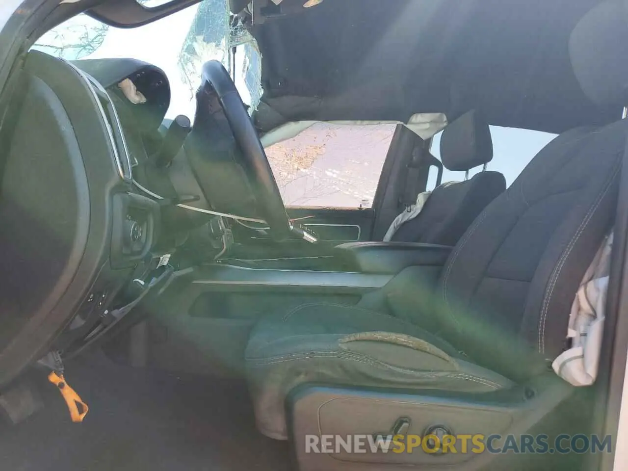 7 fotografías del automóvil dañado 1C6SRFFT0LN110077 RAM 1500 2020