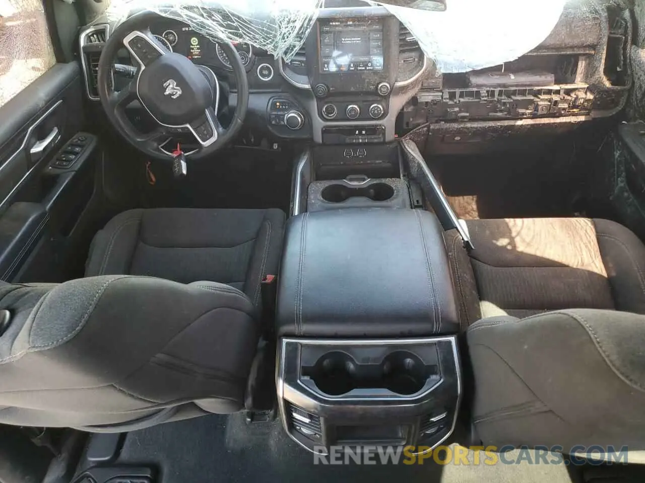 8 fotografías del automóvil dañado 1C6SRFFT0LN110077 RAM 1500 2020