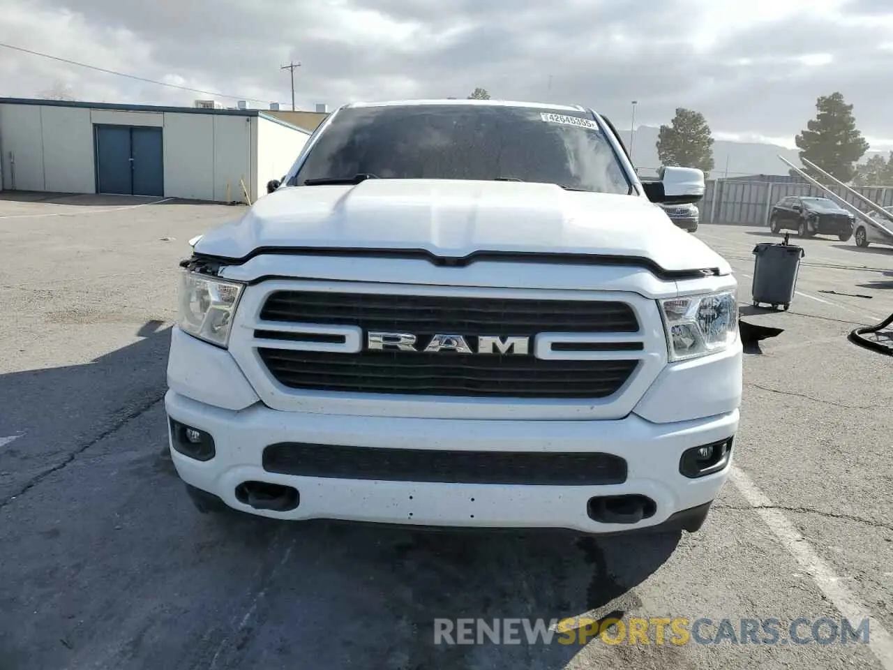 5 fotografías del automóvil dañado 1C6SRFFT0LN144164 RAM 1500 2020