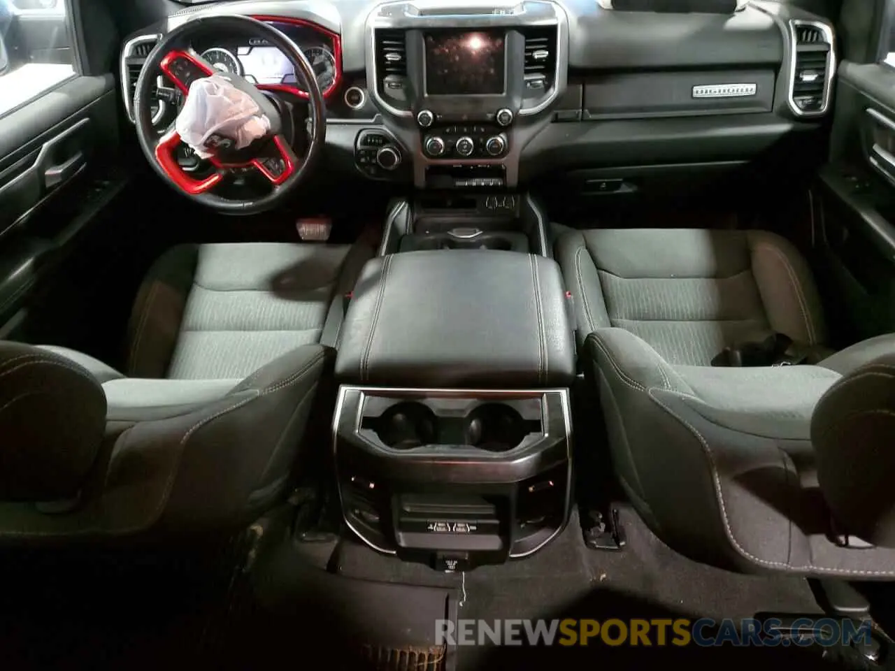 8 fotografías del automóvil dañado 1C6SRFFT0LN390924 RAM 1500 2020