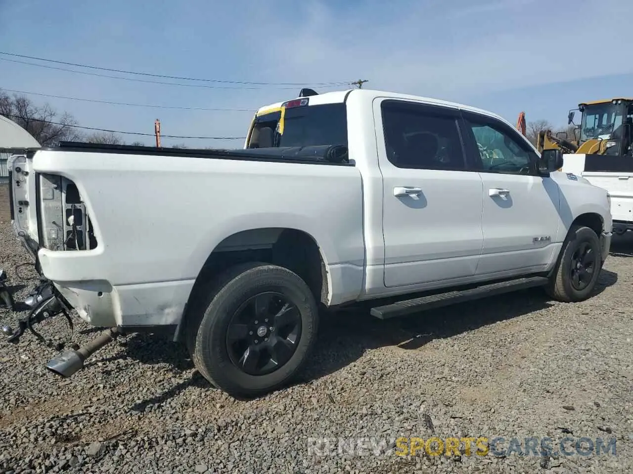 3 fotografías del automóvil dañado 1C6SRFFT1LN165282 RAM 1500 2020