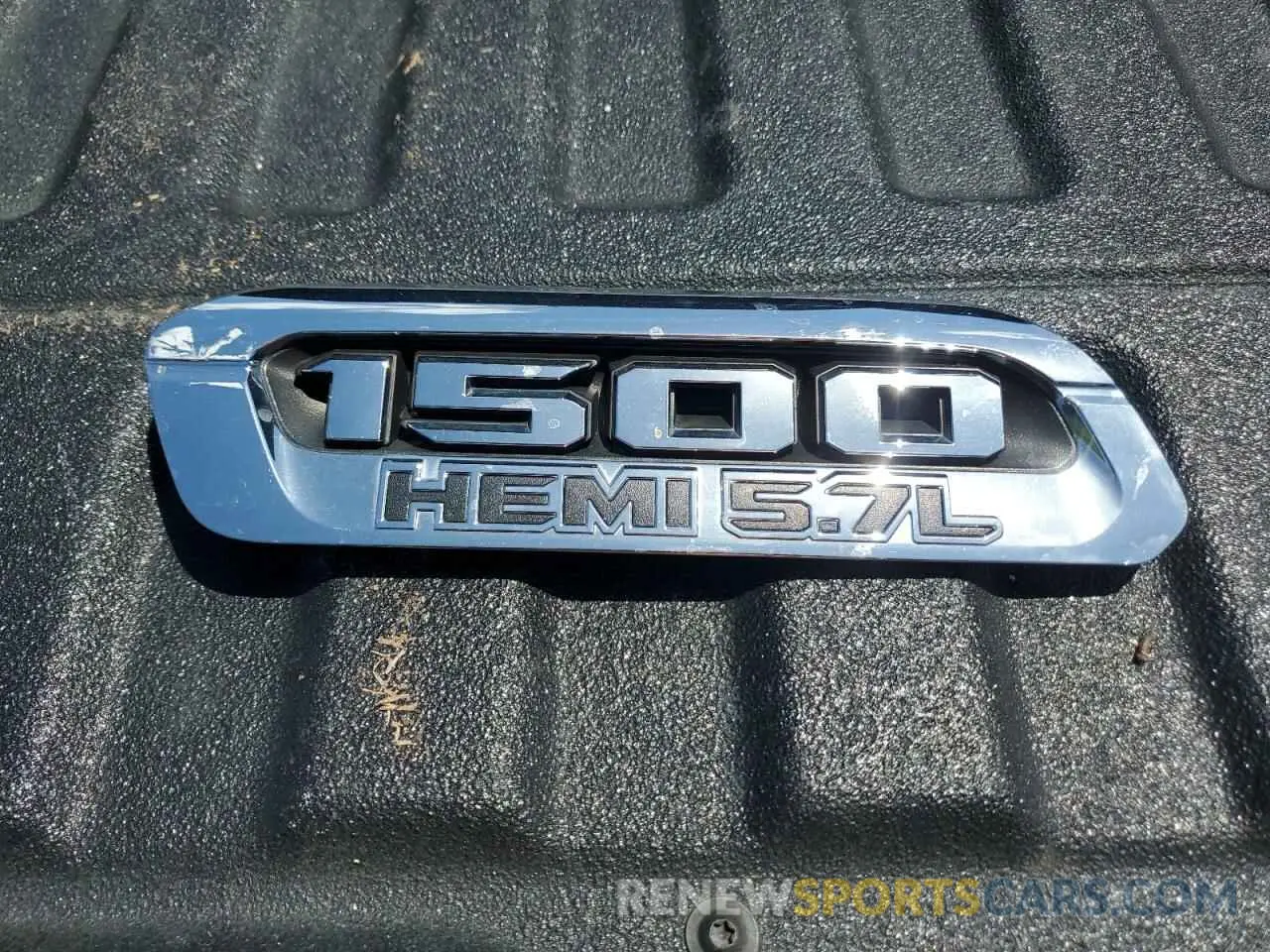 14 fotografías del automóvil dañado 1C6SRFFT1LN404314 RAM 1500 2020