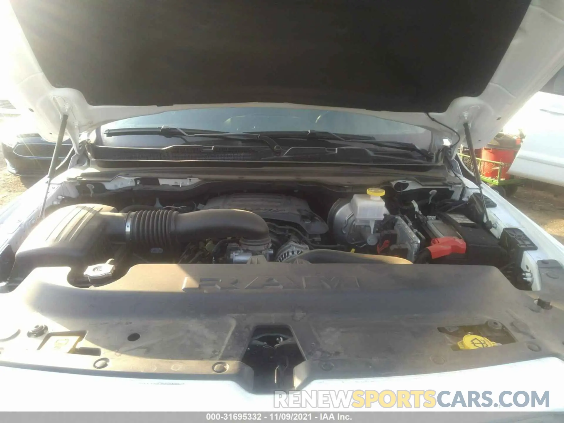 10 fotografías del automóvil dañado 1C6SRFFT2LN364700 RAM 1500 2020
