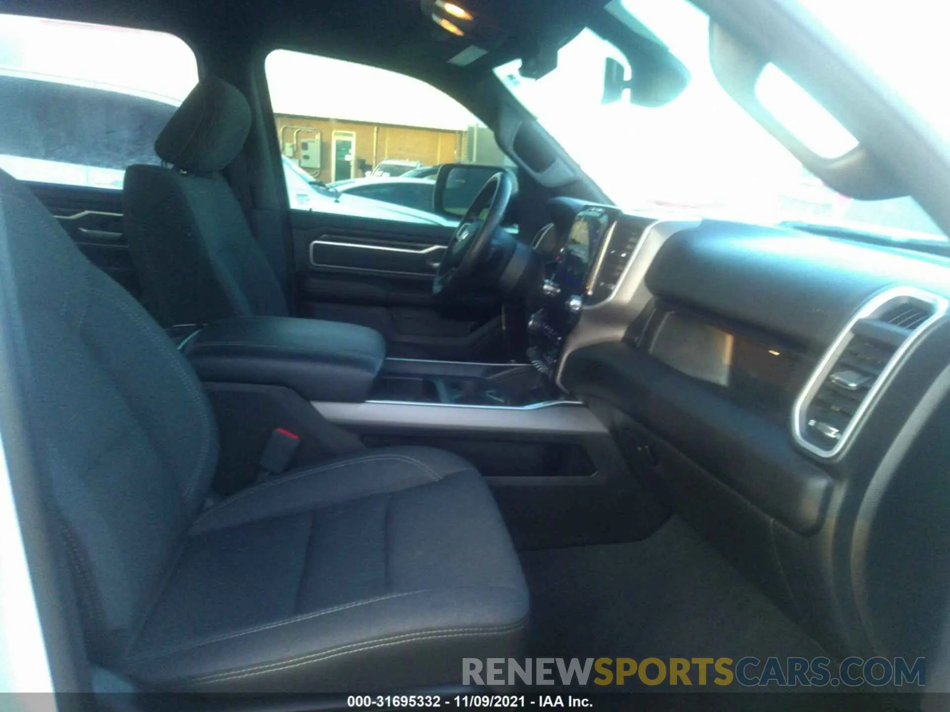 5 fotografías del automóvil dañado 1C6SRFFT2LN364700 RAM 1500 2020