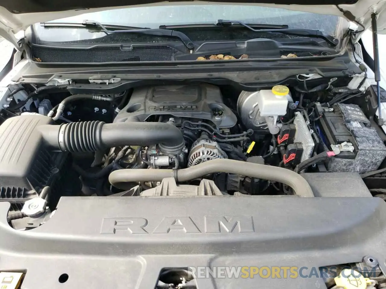 11 fotografías del automóvil dañado 1C6SRFFT3LN102037 RAM 1500 2020