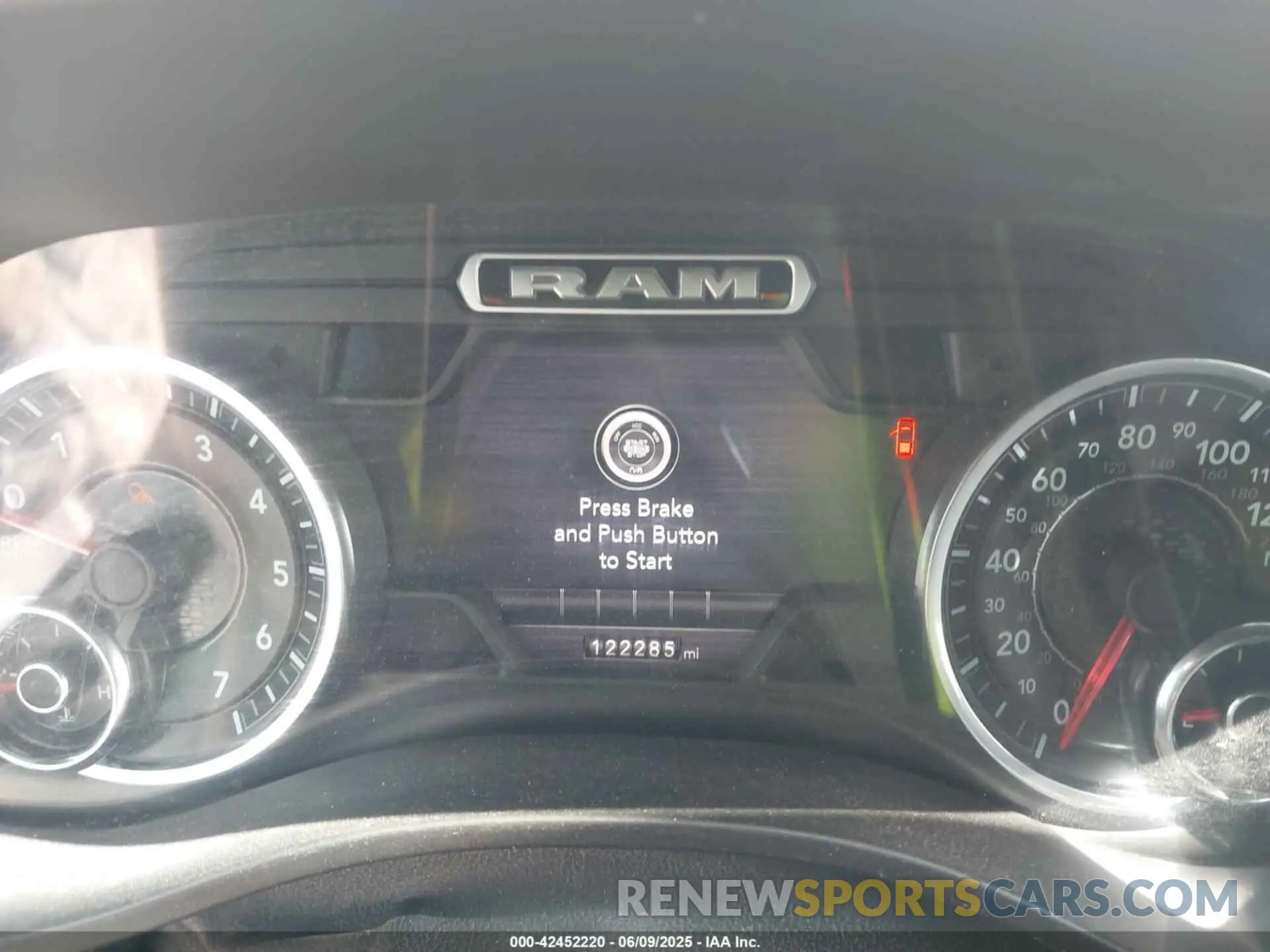 7 fotografías del automóvil dañado 1C6SRFFT3LN103124 RAM 1500 2020
