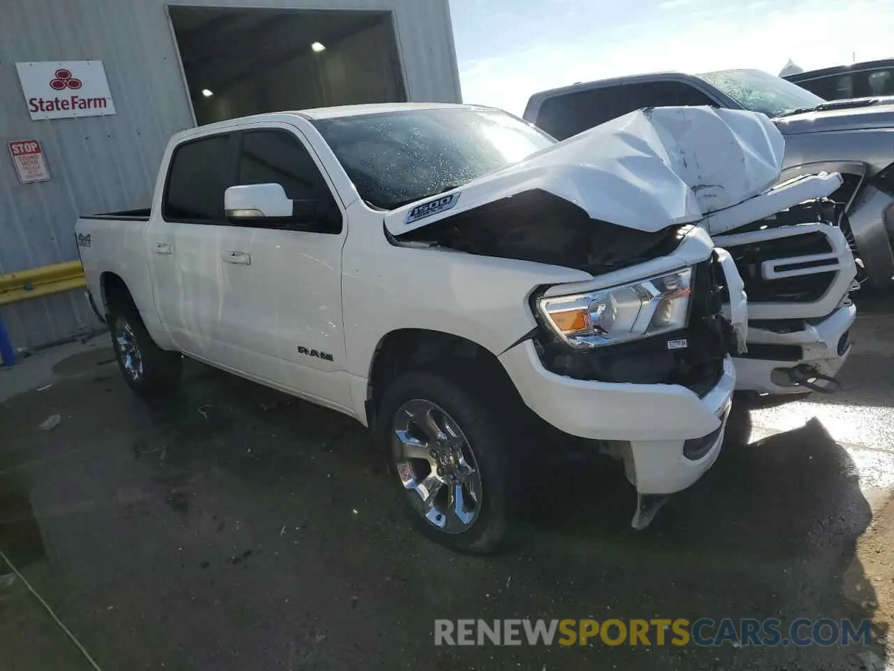 4 fotografías del automóvil dañado 1C6SRFFT3LN151643 RAM 1500 2020