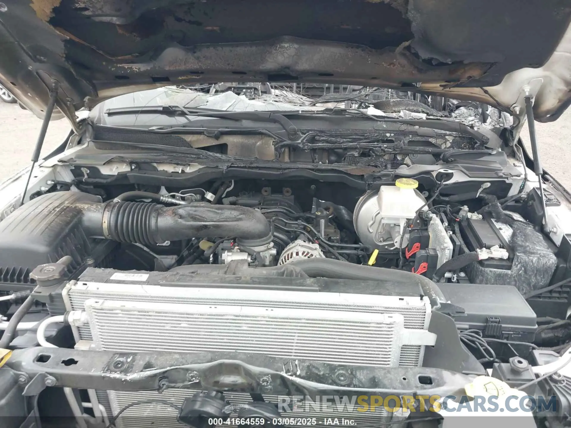 10 fotografías del automóvil dañado 1C6SRFFT3LN304070 RAM 1500 2020