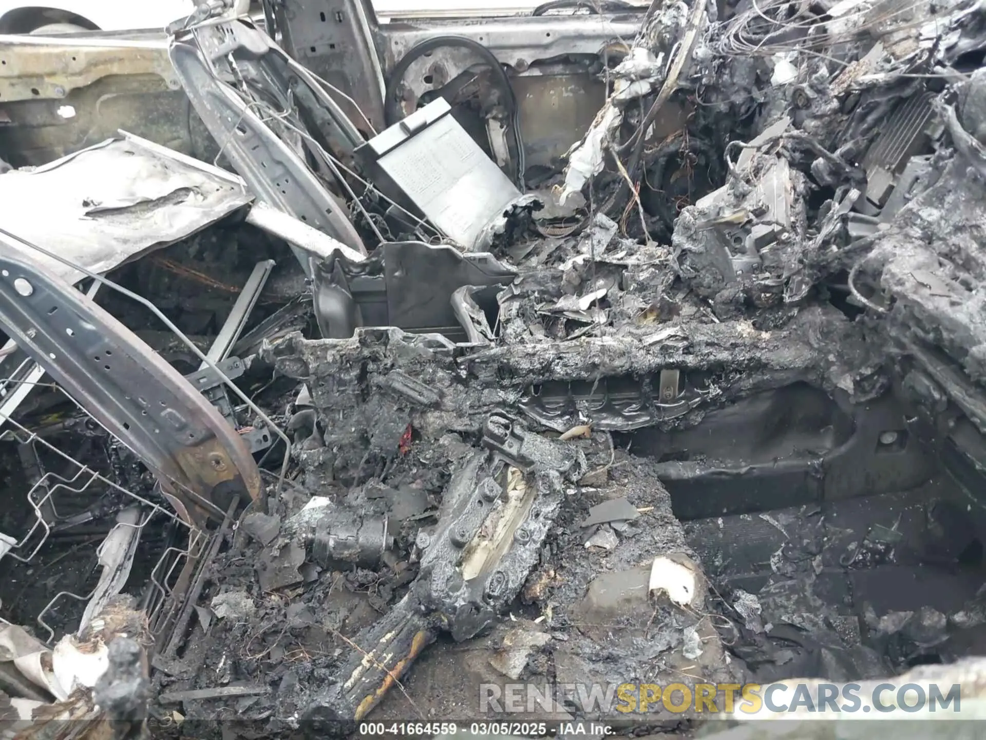 5 fotografías del automóvil dañado 1C6SRFFT3LN304070 RAM 1500 2020