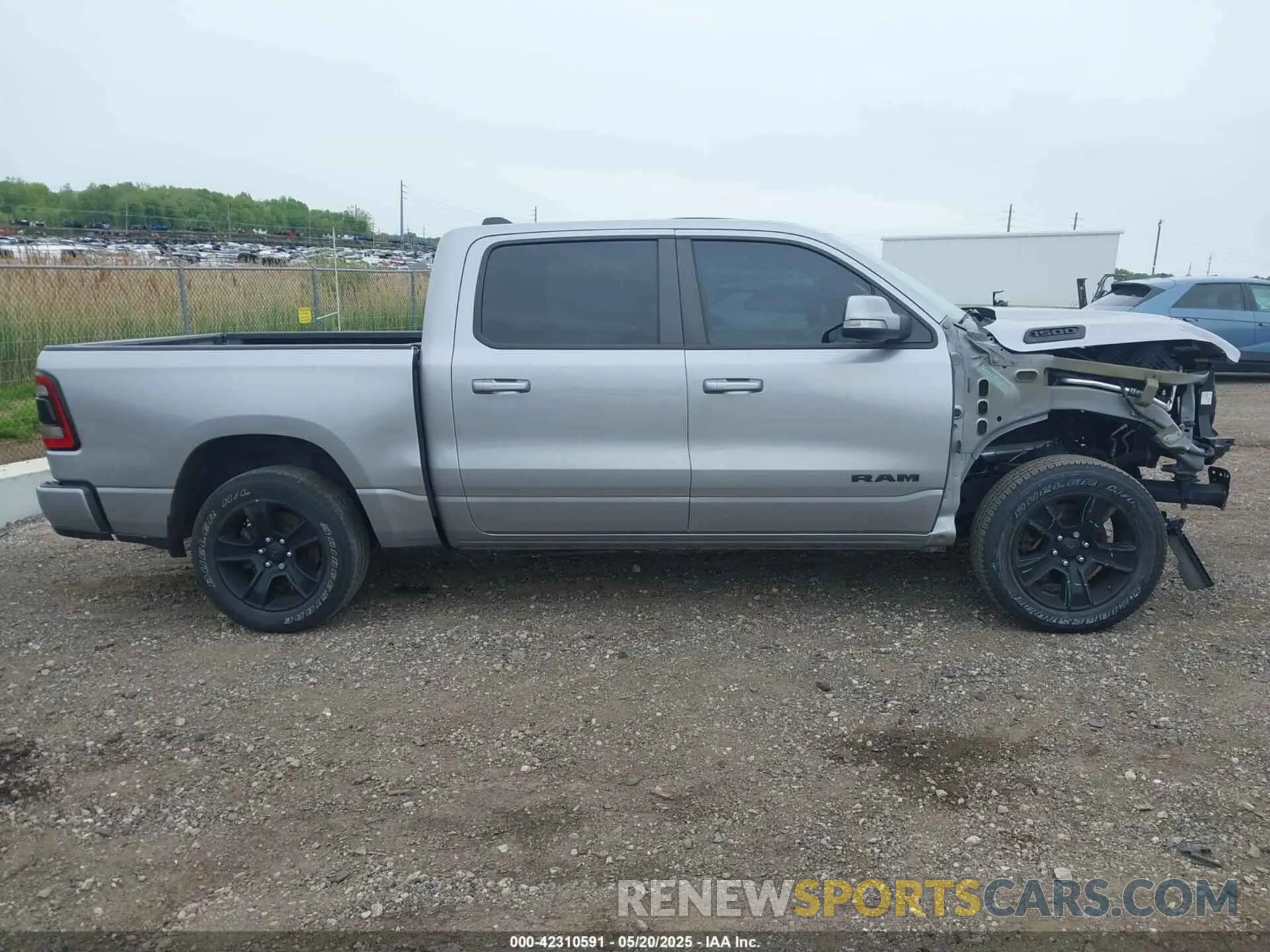 13 fotografías del automóvil dañado 1C6SRFFT5LN184997 RAM 1500 2020
