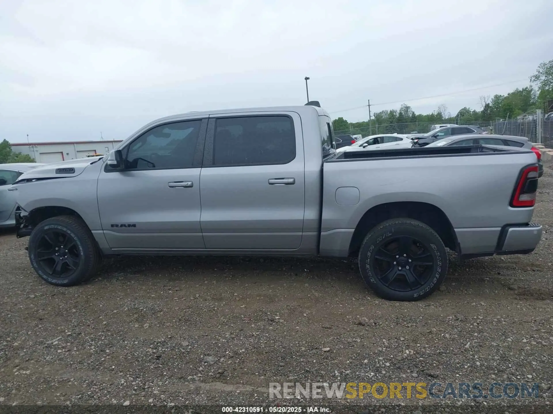 14 fotografías del automóvil dañado 1C6SRFFT5LN184997 RAM 1500 2020