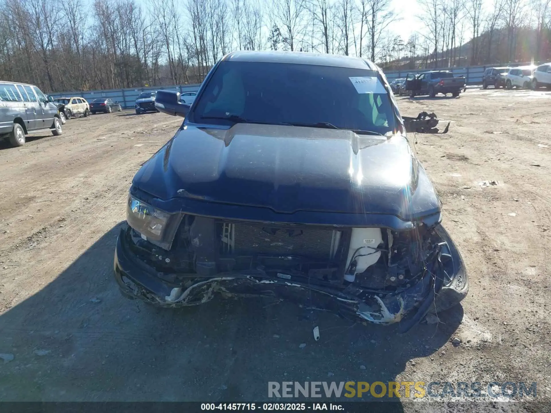 12 fotografías del automóvil dañado 1C6SRFFT5LN330864 RAM 1500 2020