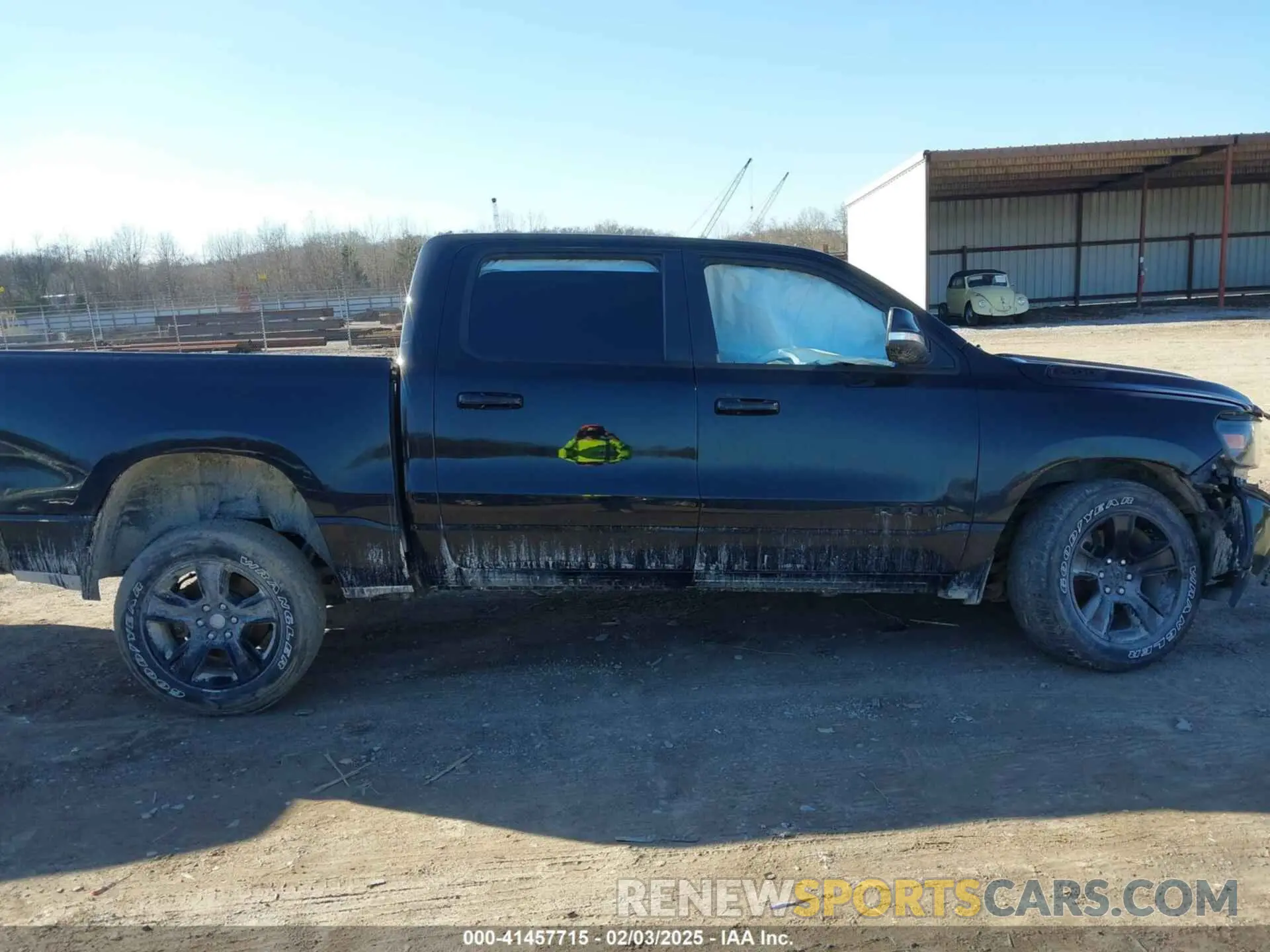 13 fotografías del automóvil dañado 1C6SRFFT5LN330864 RAM 1500 2020