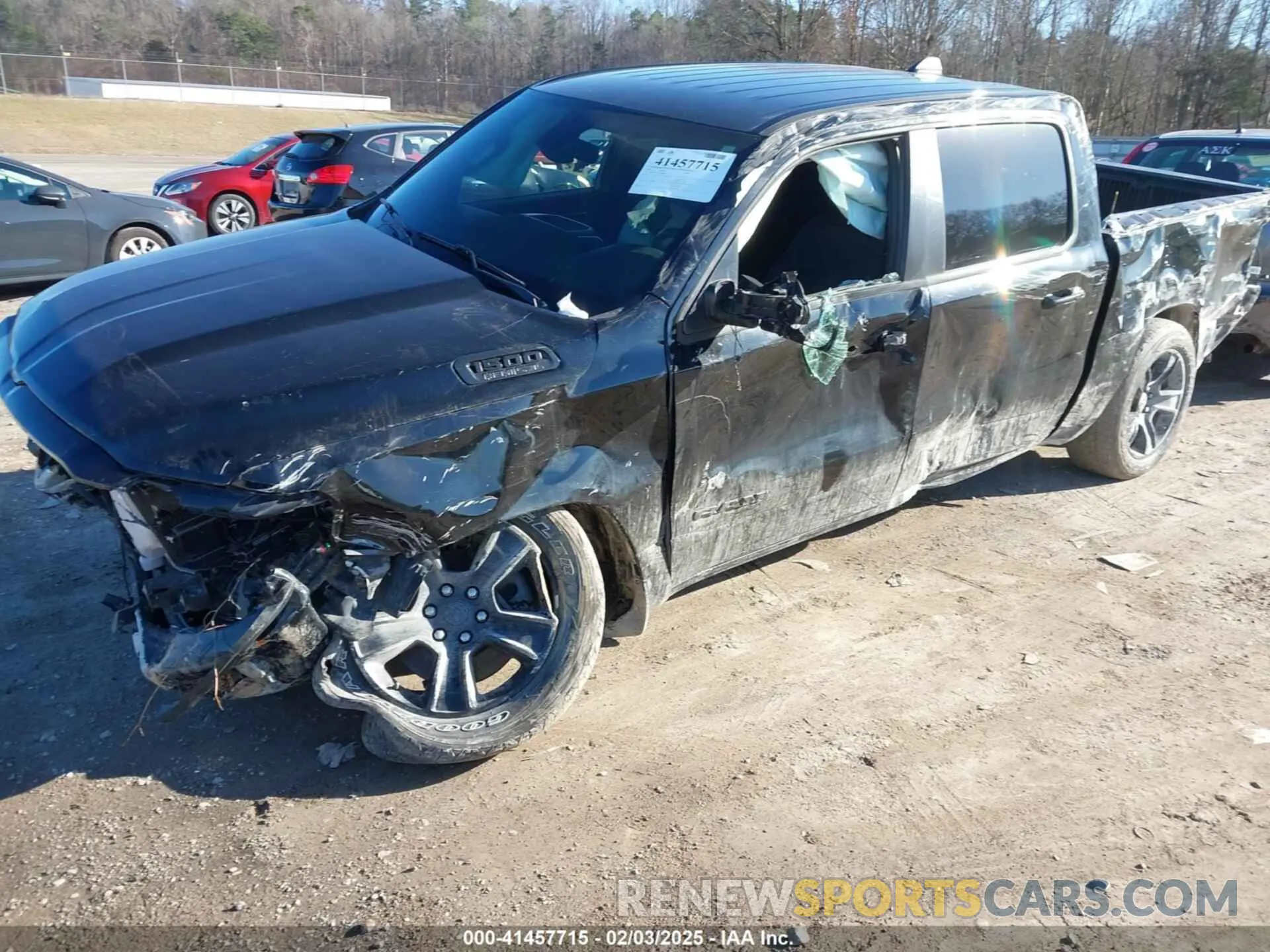6 fotografías del automóvil dañado 1C6SRFFT5LN330864 RAM 1500 2020