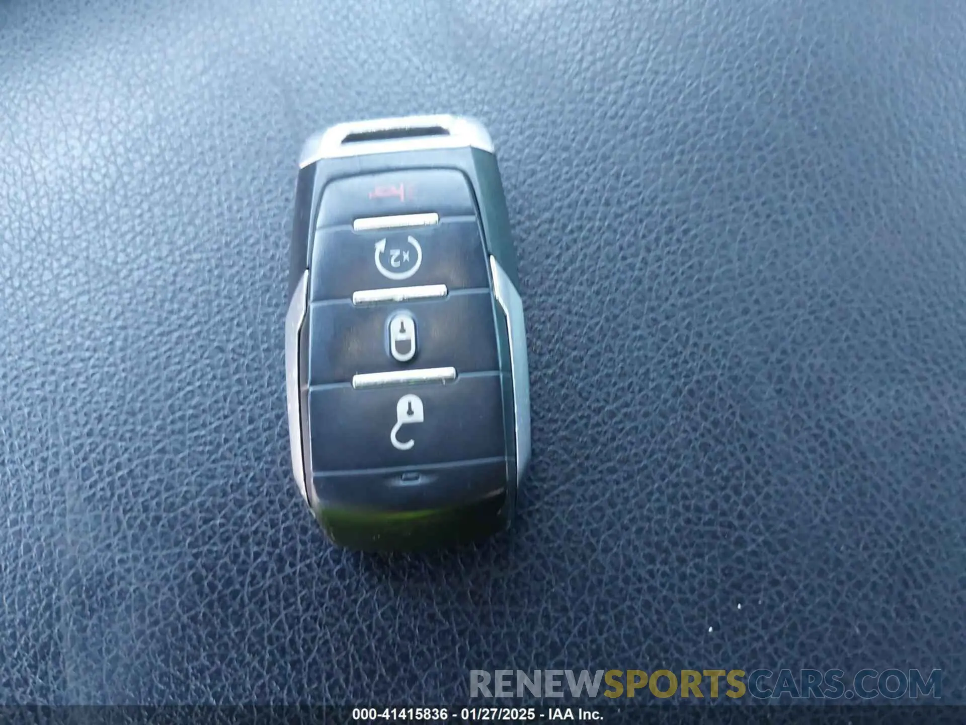 11 fotografías del automóvil dañado 1C6SRFFT6LN286339 RAM 1500 2020