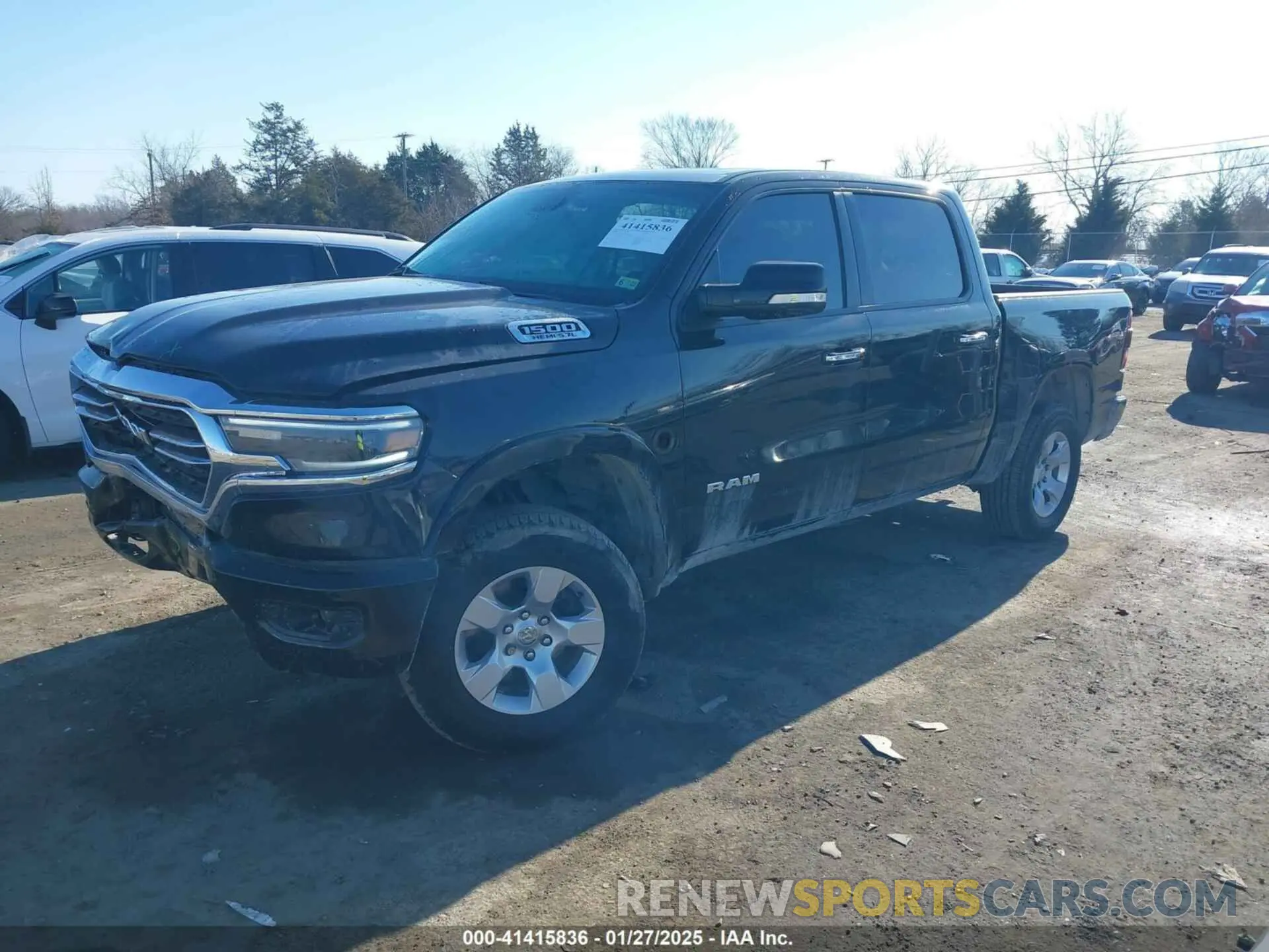 2 fotografías del automóvil dañado 1C6SRFFT6LN286339 RAM 1500 2020
