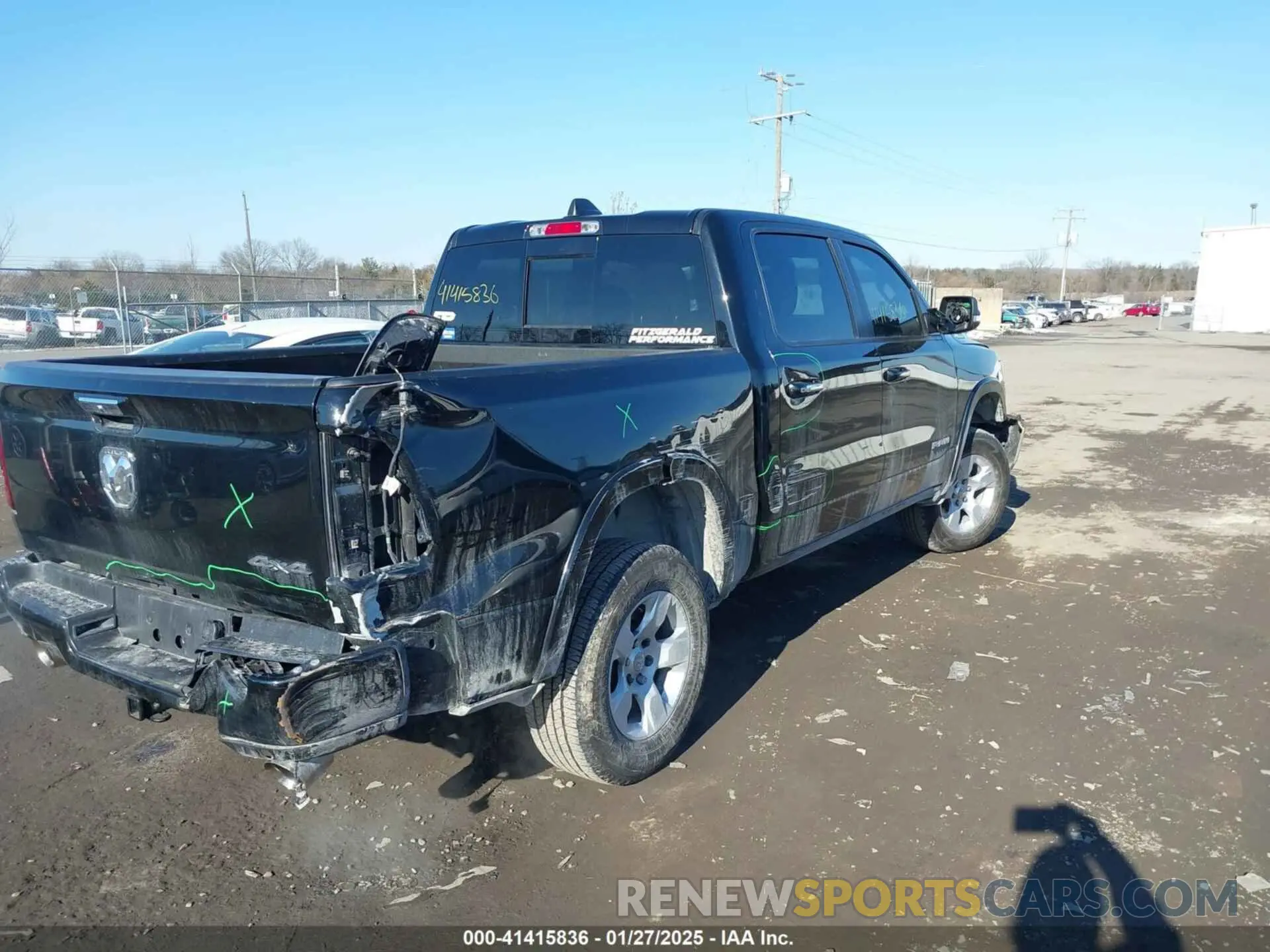4 fotografías del automóvil dañado 1C6SRFFT6LN286339 RAM 1500 2020