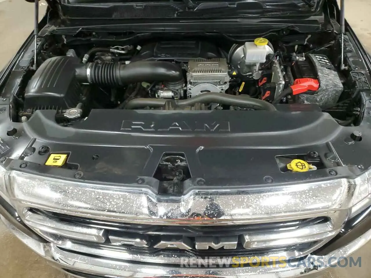 11 fotografías del automóvil dañado 1C6SRFFT6LN327102 RAM 1500 2020