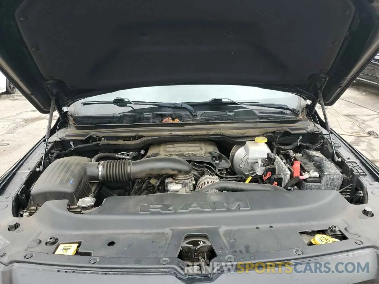 11 fotografías del automóvil dañado 1C6SRFFT7LN265273 RAM 1500 2020